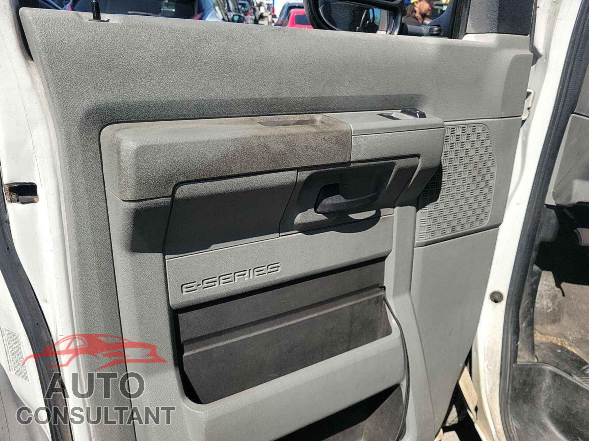 FORD ECONOLINE 2013 - 1FDXE4FL7DDB30036