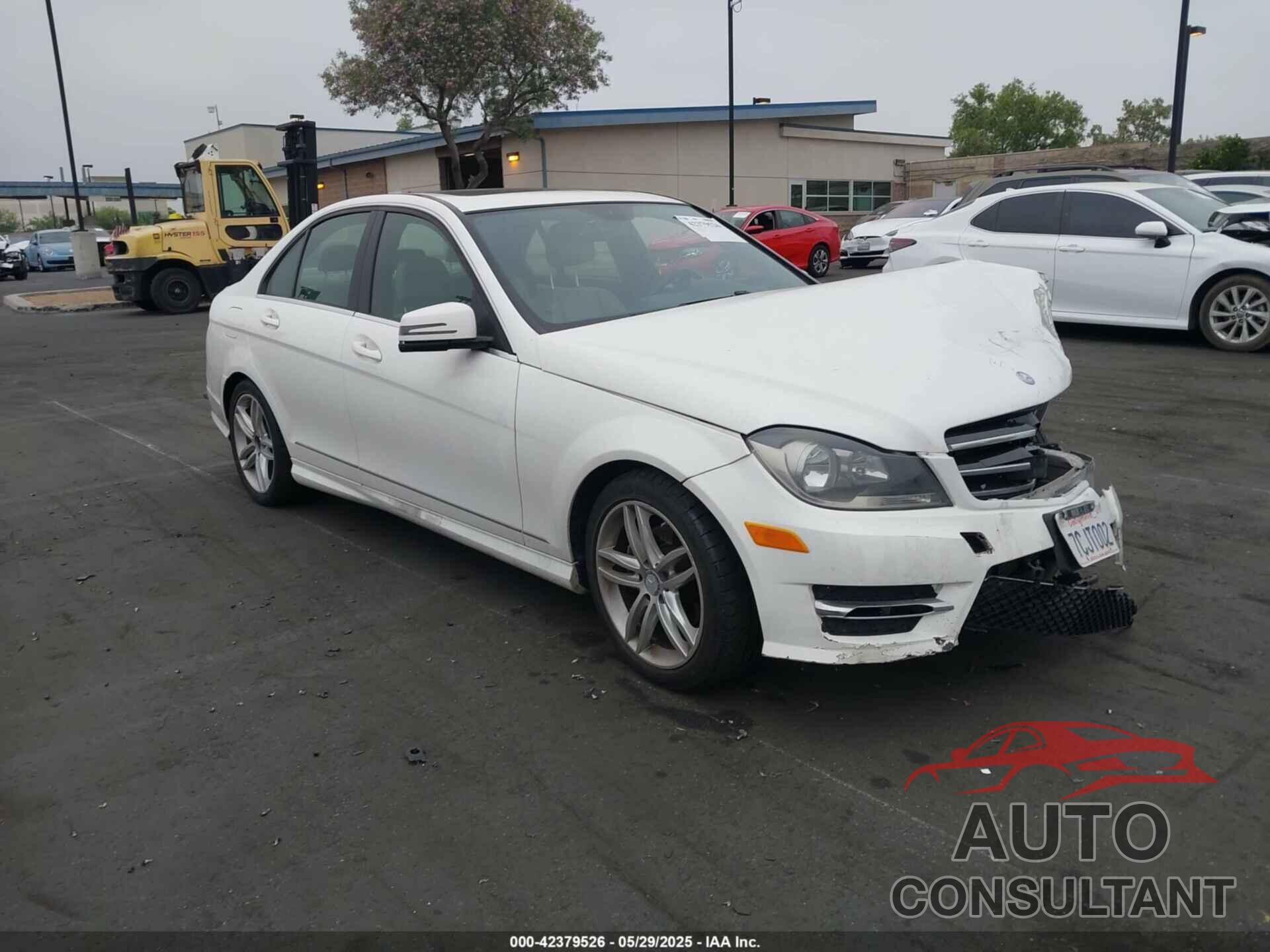 MERCEDES-BENZ C 250 2014 - WDDGF4HB7EA908236