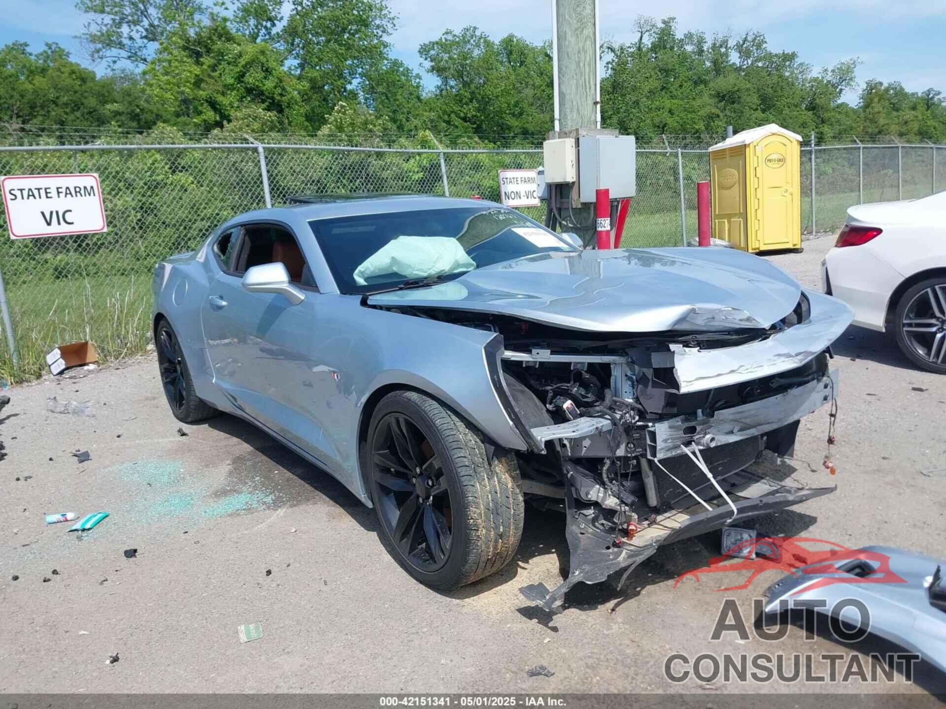 CHEVROLET CAMARO 2018 - 1G1FD1RSXJ0120763