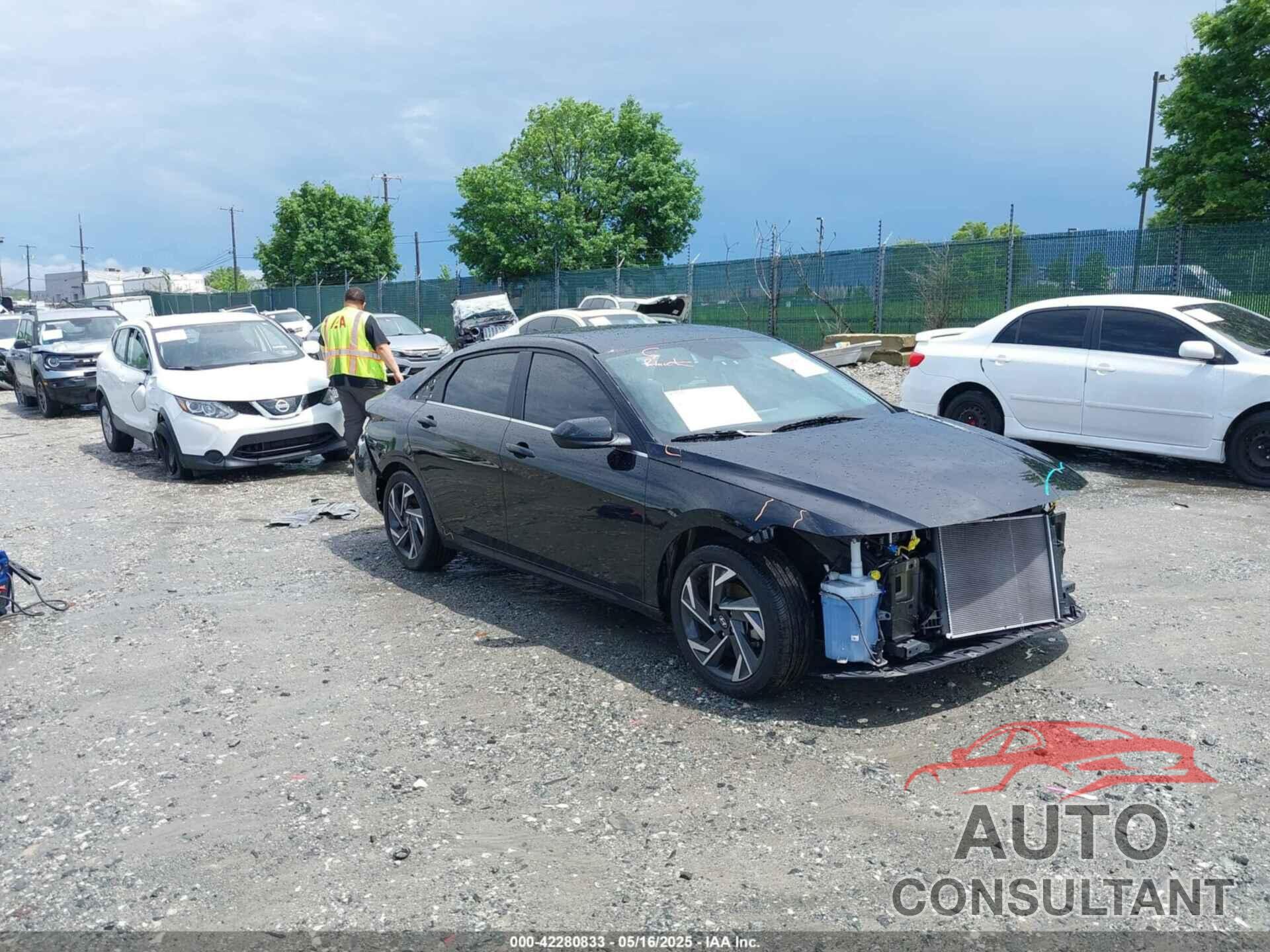 HYUNDAI ELANTRA 2024 - KMHLS4DG6RU655559