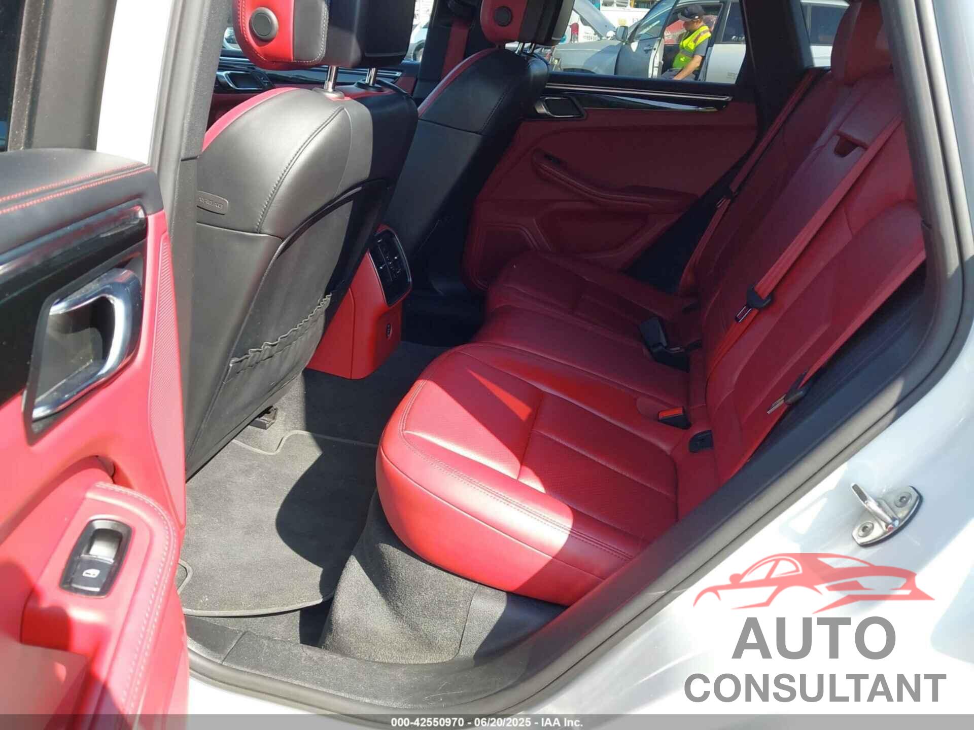 PORSCHE MACAN 2017 - WP1AB2A52HLB18936