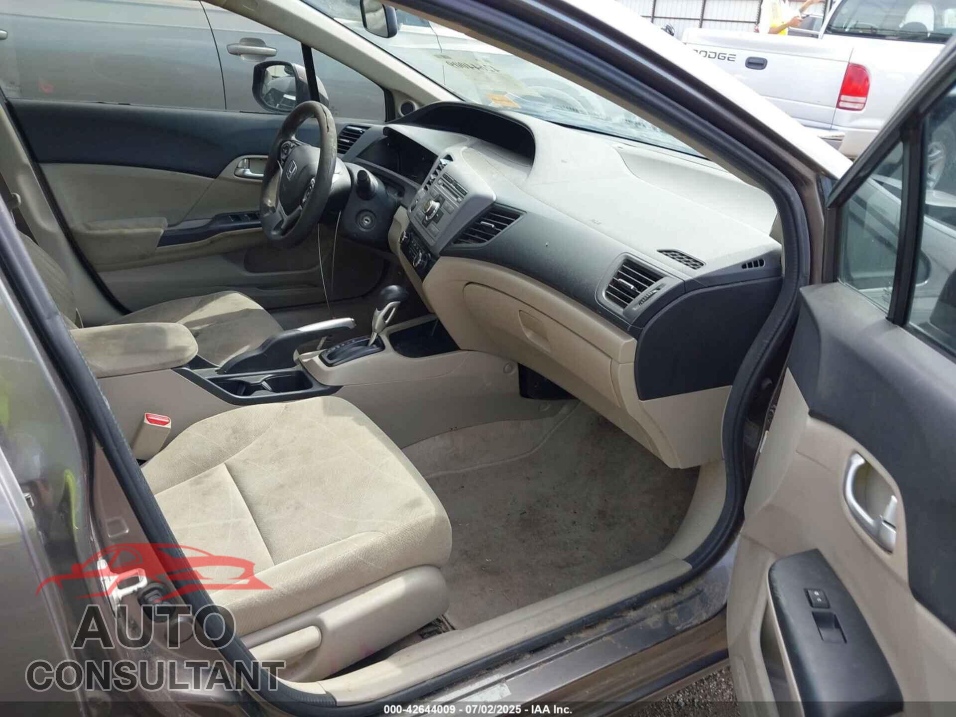 HONDA CIVIC 2012 - 19XFB2F82CE107107