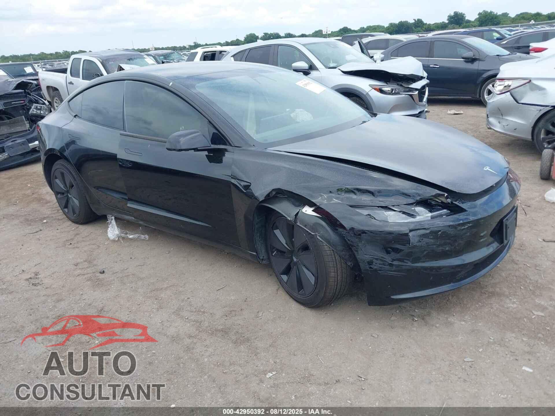 TESLA MODEL 3 2024 - 5YJ3E1EA7RF749592