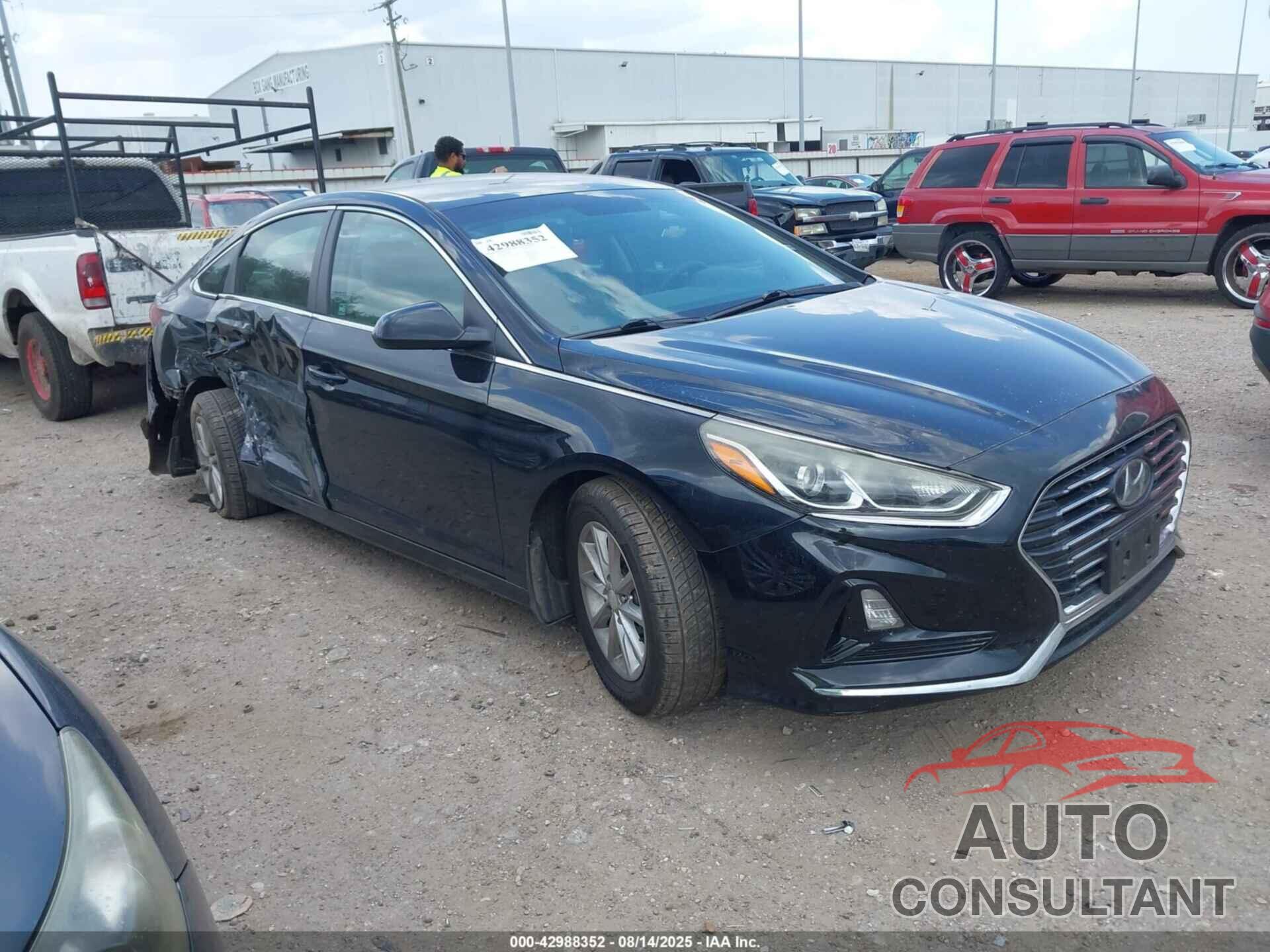 HYUNDAI SONATA 2018 - 5NPE24AF8JH674685