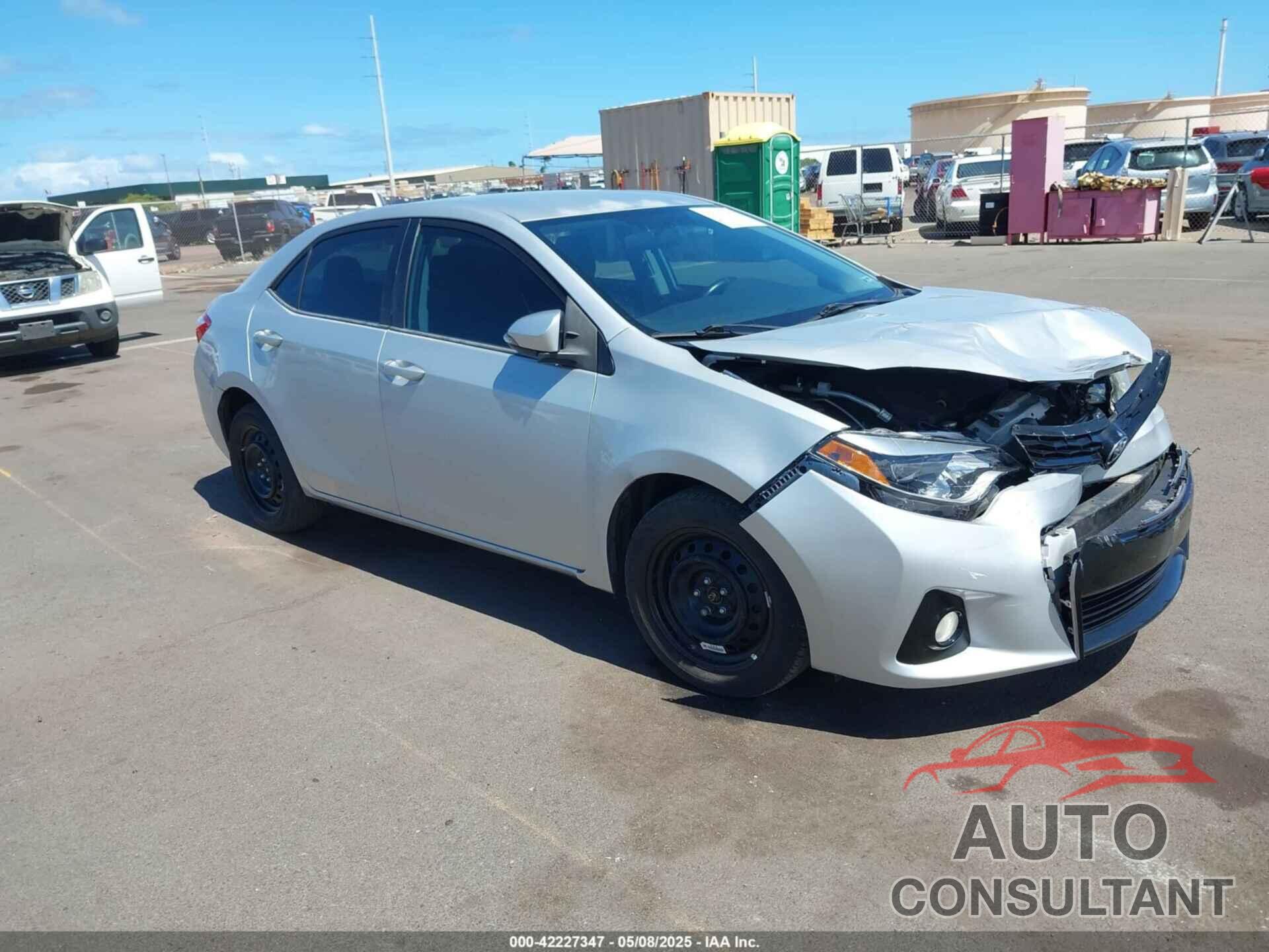 TOYOTA COROLLA 2015 - 5YFBURHE3FP347144