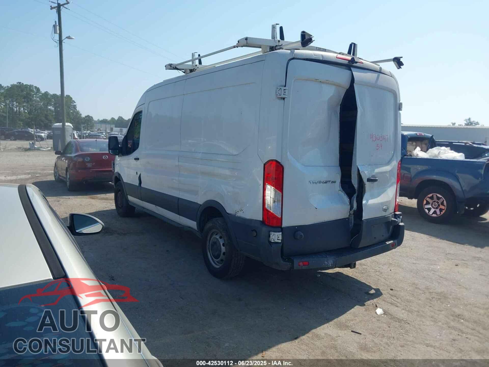 FORD TRANSIT-250 2015 - 1FTNR2CM8FKA48994