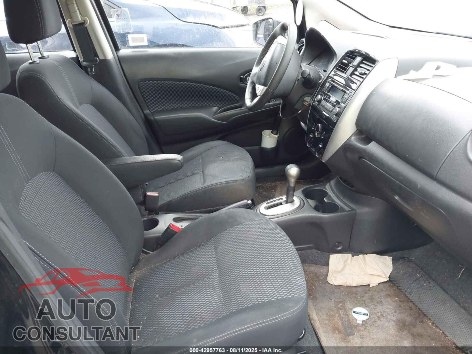 NISSAN VERSA NOTE 2015 - 3N1CE2CP2FL408906