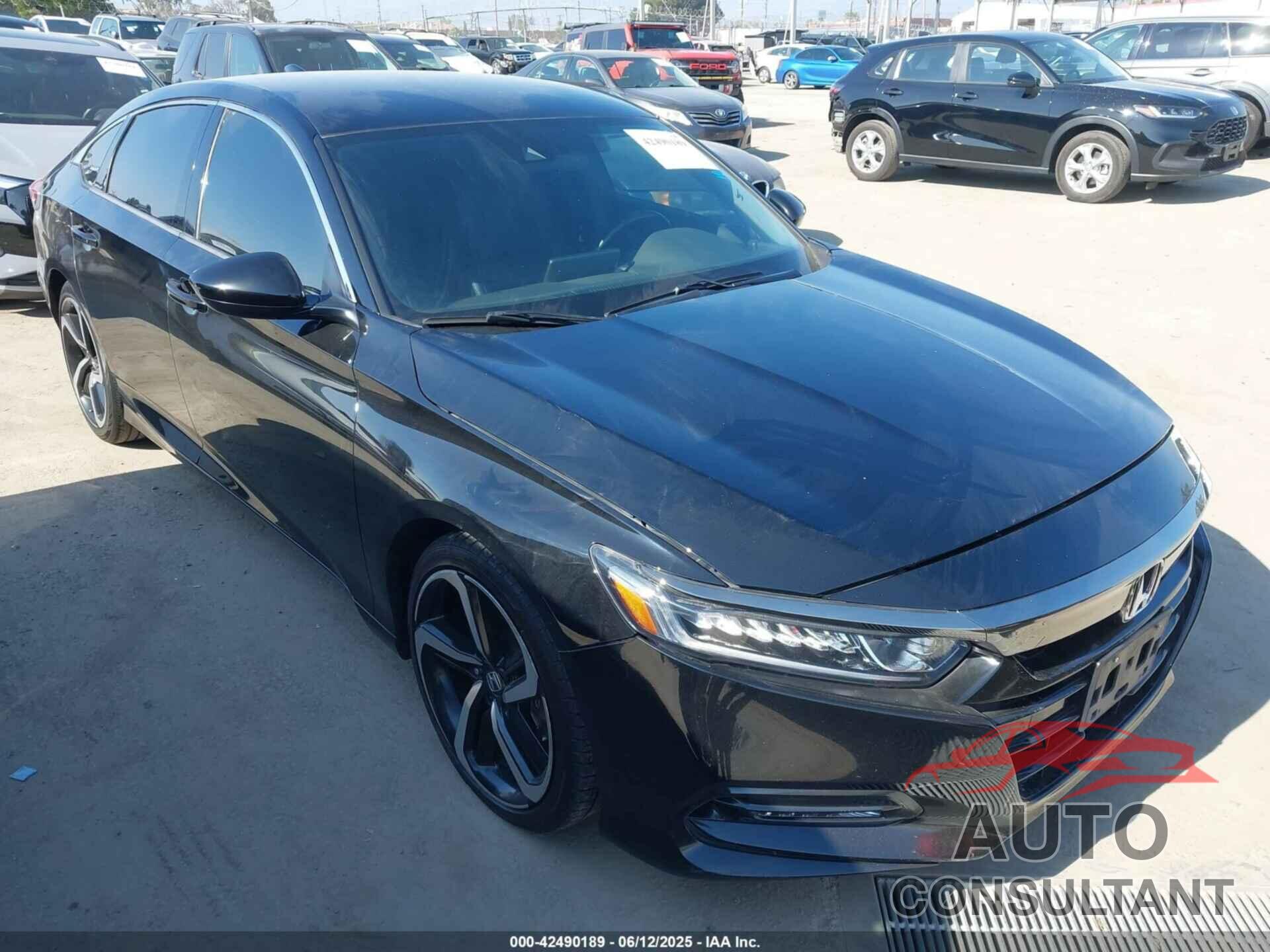 HONDA ACCORD 2018 - 1HGCV1F33JA119972