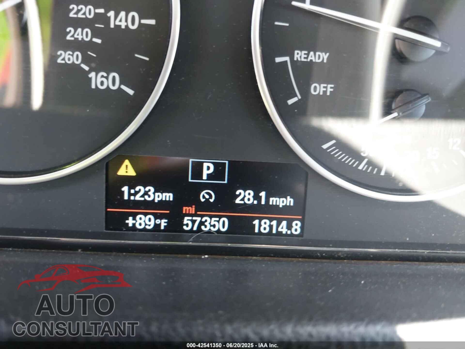 BMW 320I 2016 - WBA8E1G57GNU10932