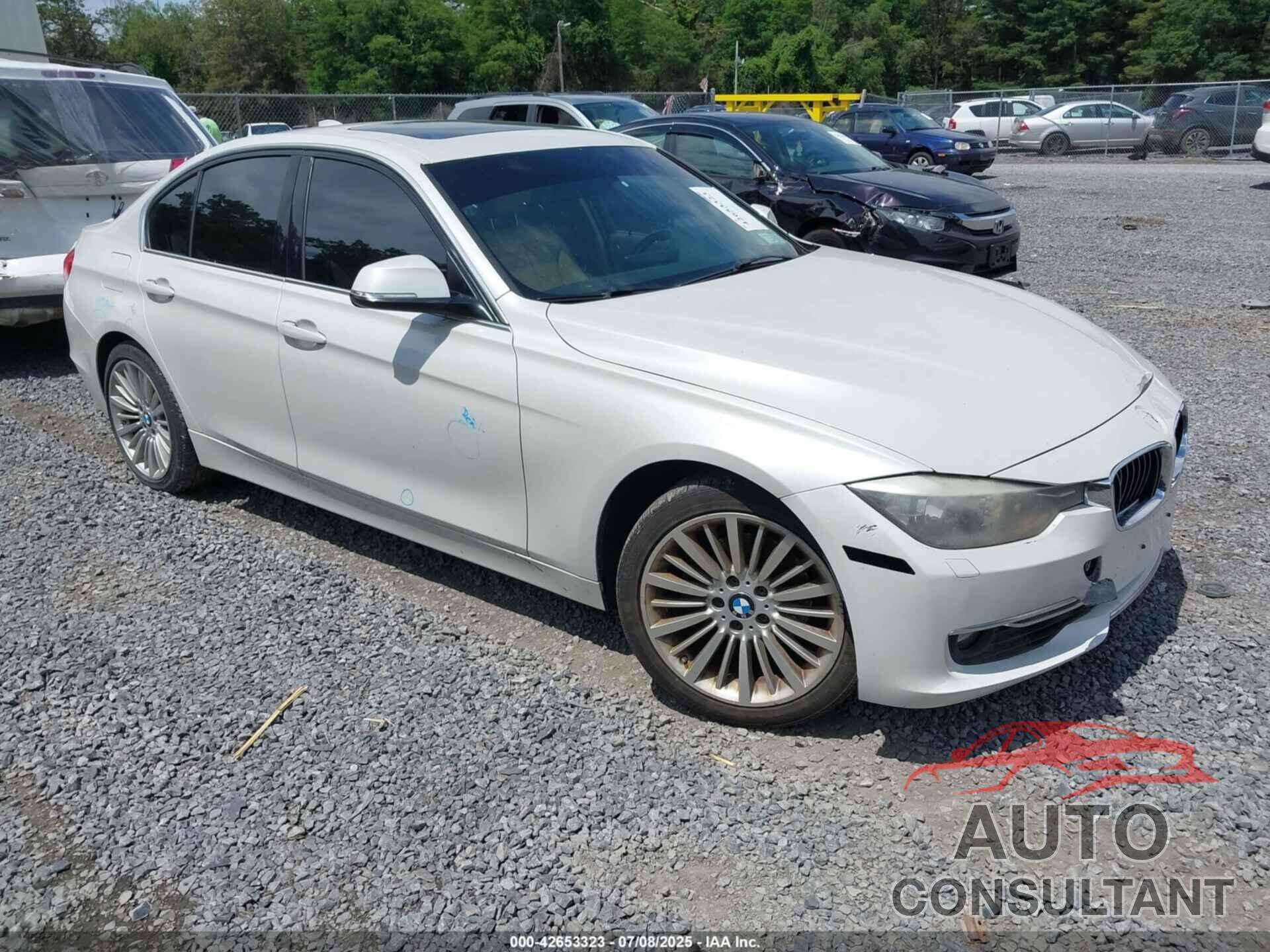 BMW 328I 2013 - WBA3B5C57DF592489