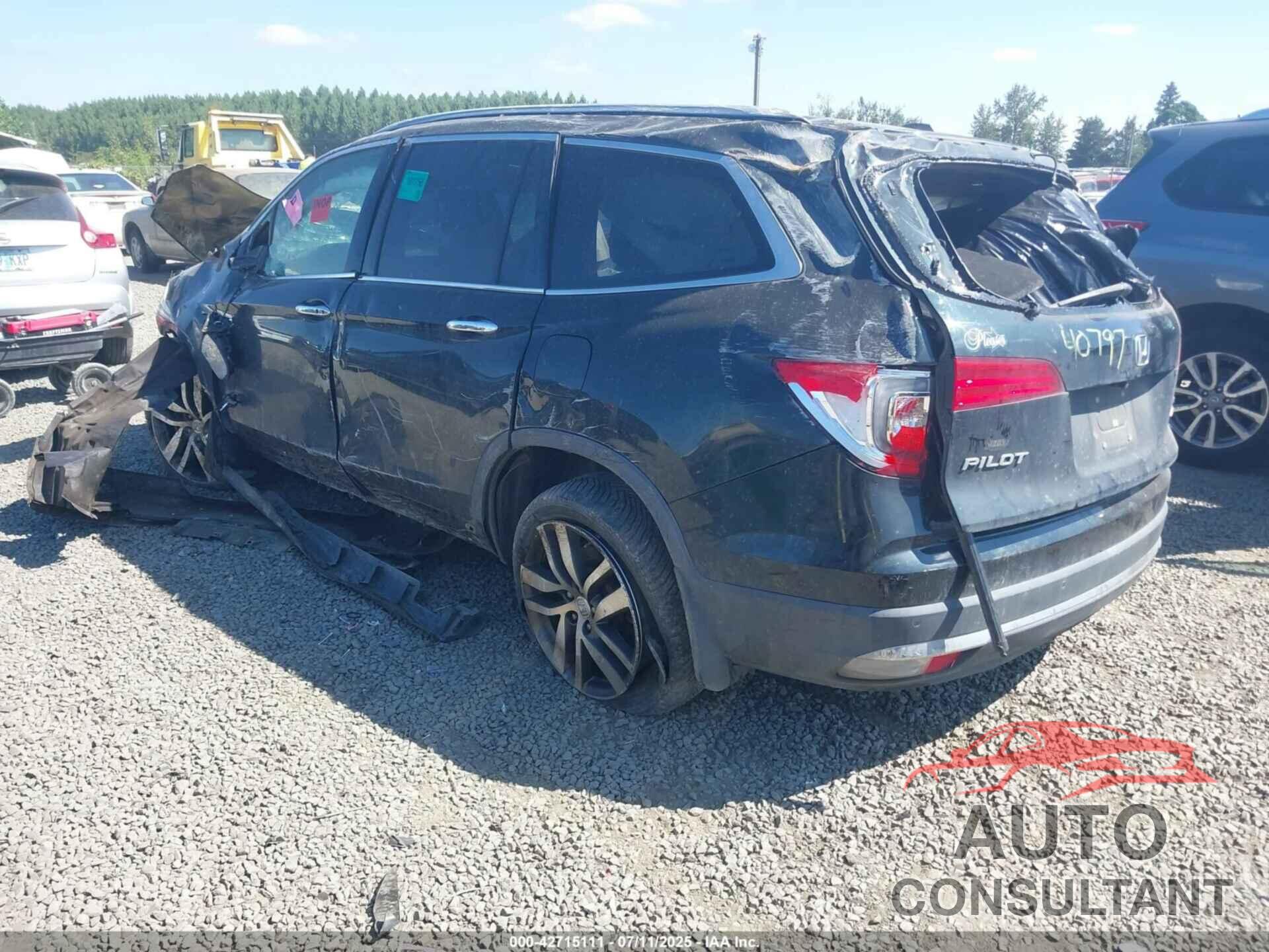 HONDA PILOT 2017 - 5FNYF6H06HB015950