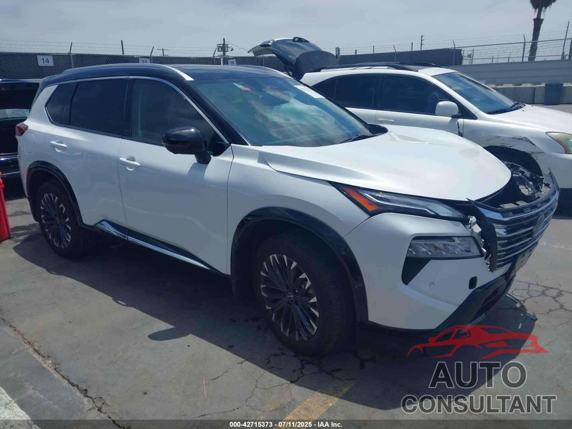 NISSAN ROGUE 2024 - JN8BT3DC9RW071556