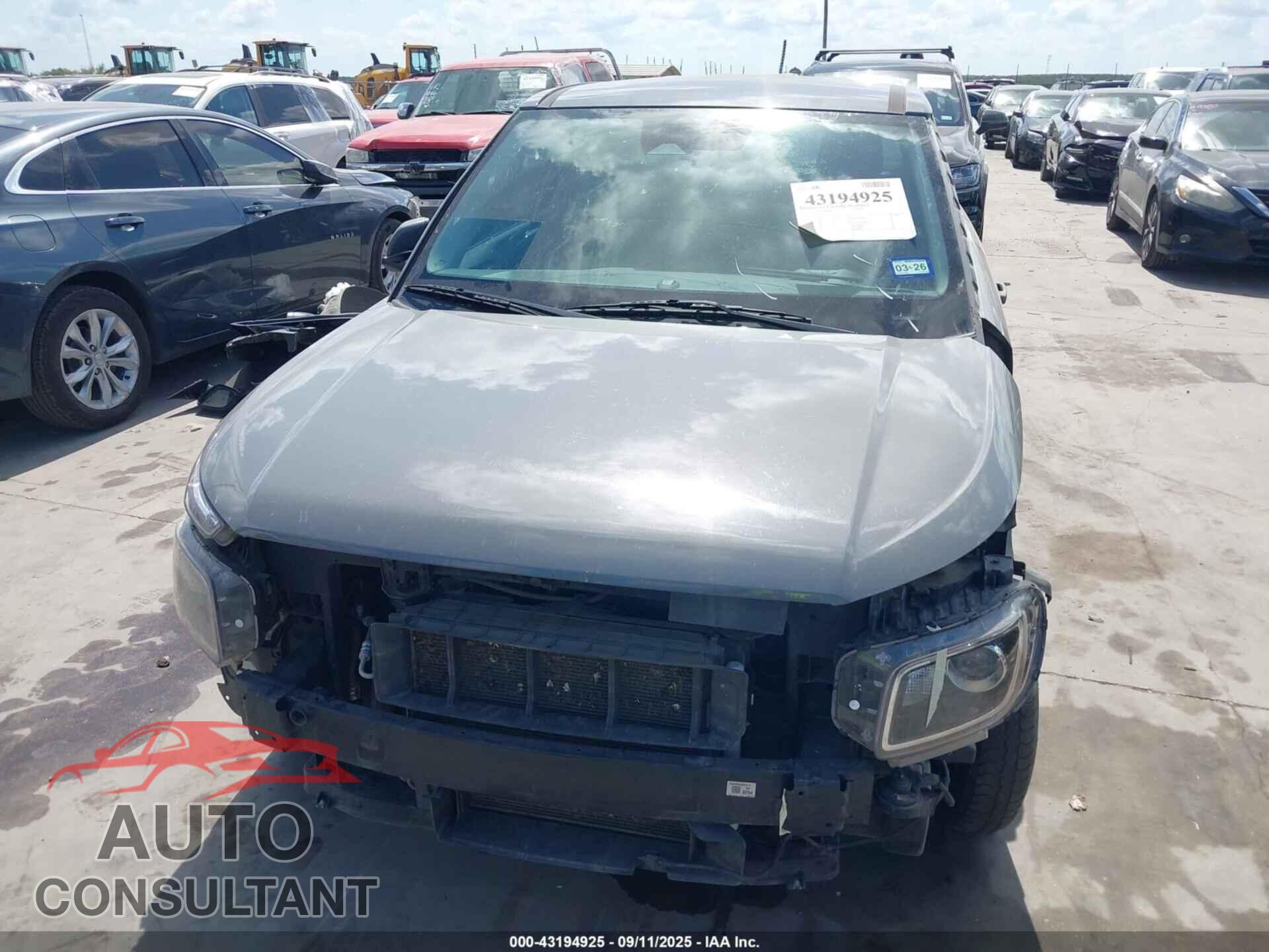 HYUNDAI VENUE 2023 - KMHRB8A33PU220563