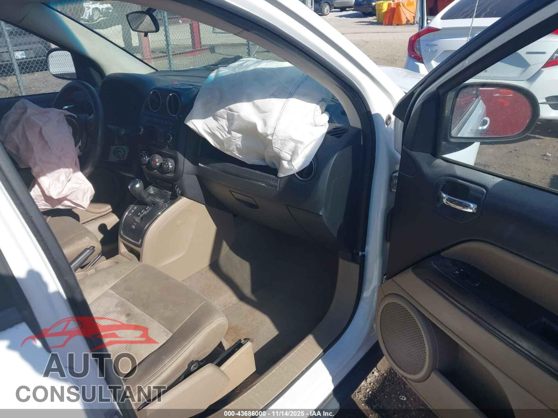 JEEP COMPASS 2011 - 1J4NT1FB2BD236442