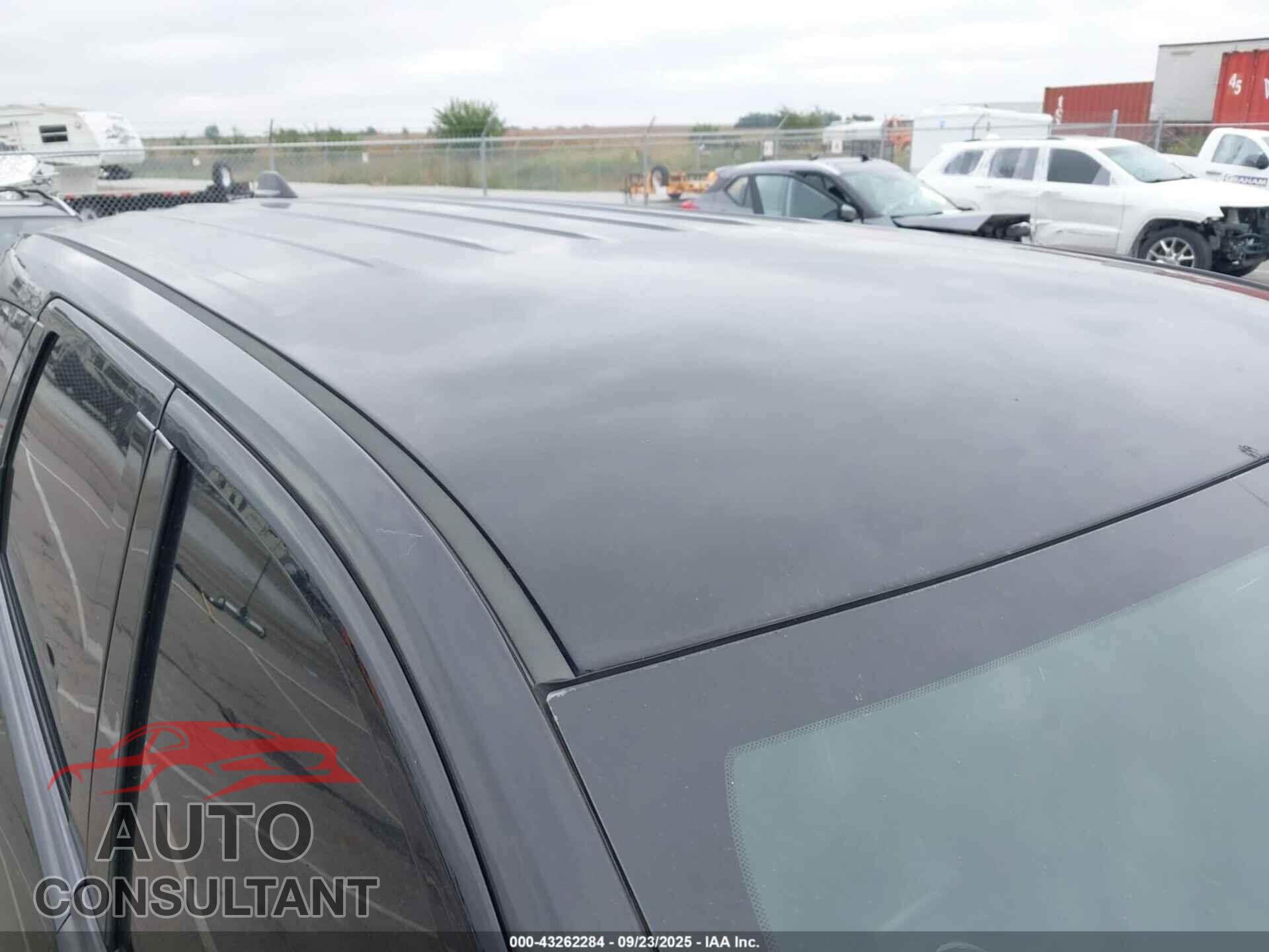 DODGE DURANGO 2018 - 1C4SDJCT6JC160800