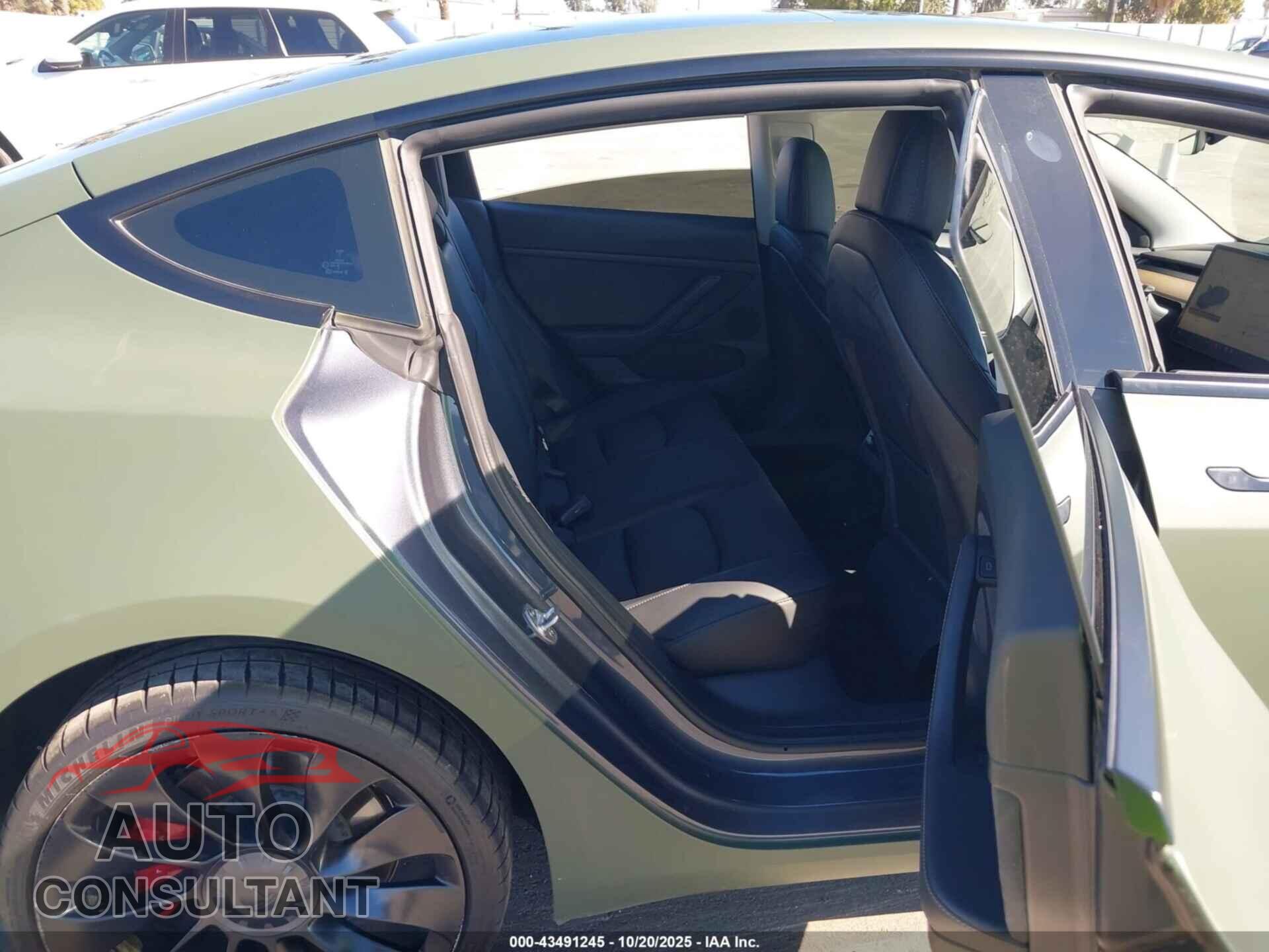 TESLA MODEL 3 2022 - 5YJ3E1EC8NF298264