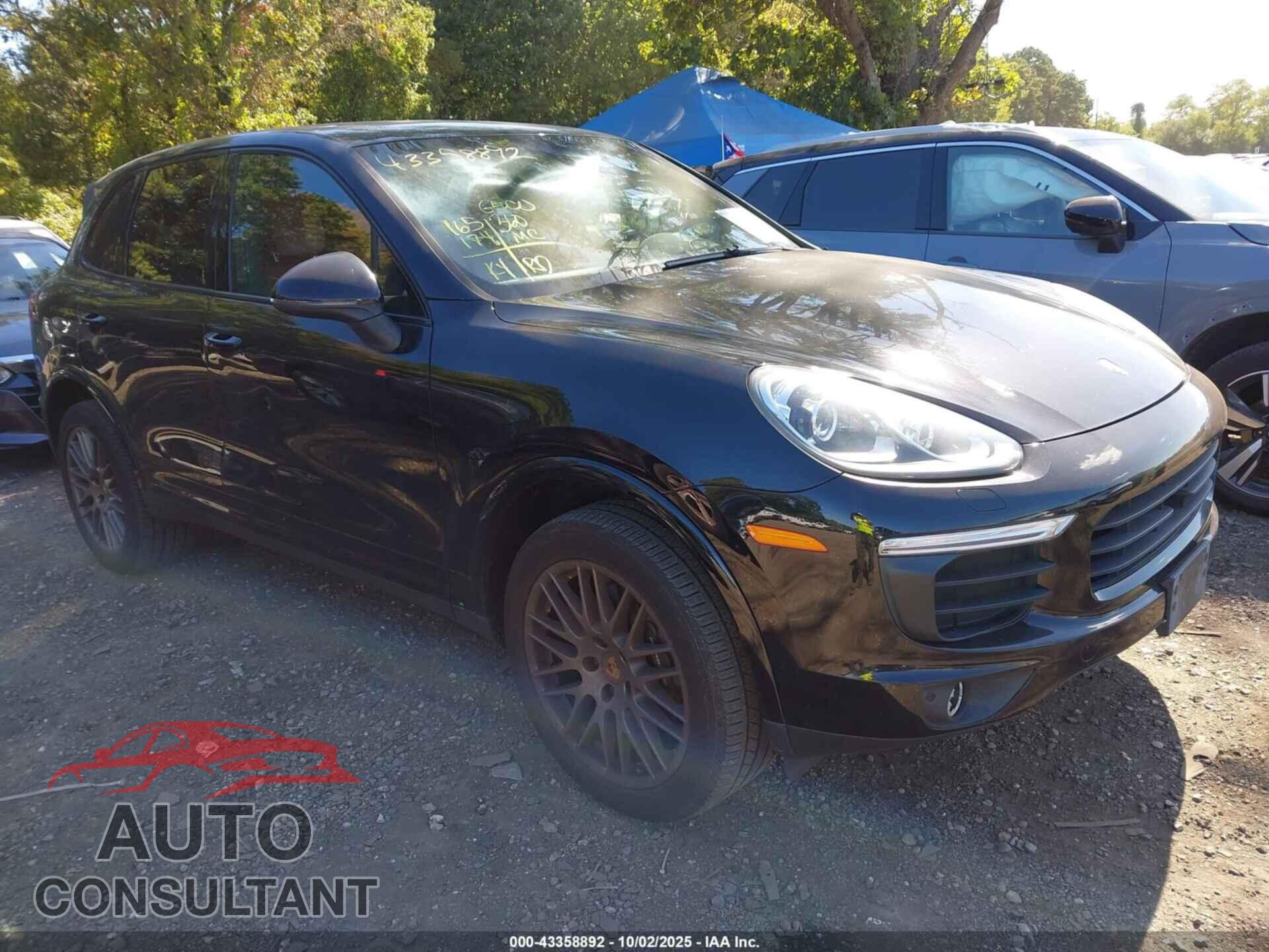 PORSCHE CAYENNE 2018 - WP1AA2A29JKA00547