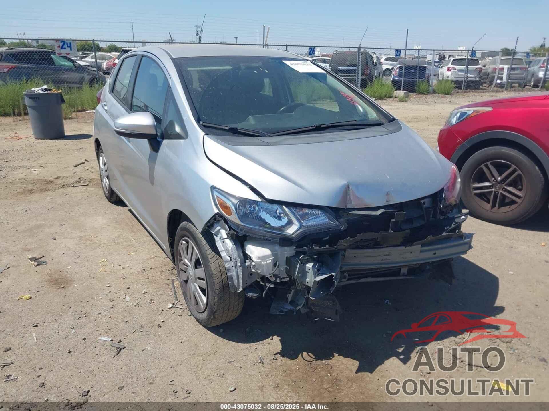 HONDA FIT 2016 - JHMGK5H50GX020593