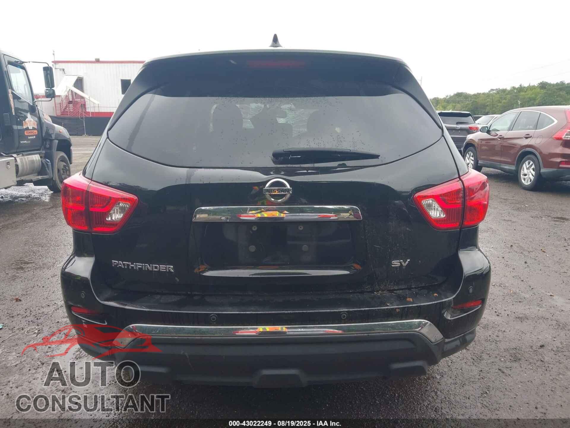 NISSAN PATHFINDER 2019 - 5N1DR2MN7KC616042