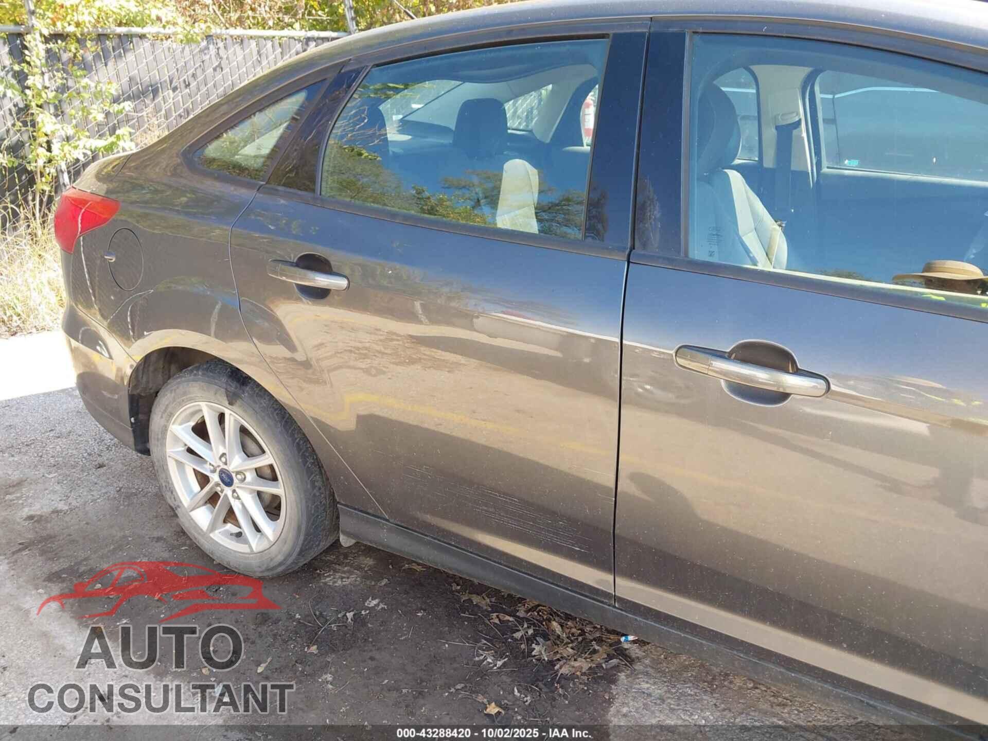 FORD FOCUS 2016 - 1FADP3F20GL324684