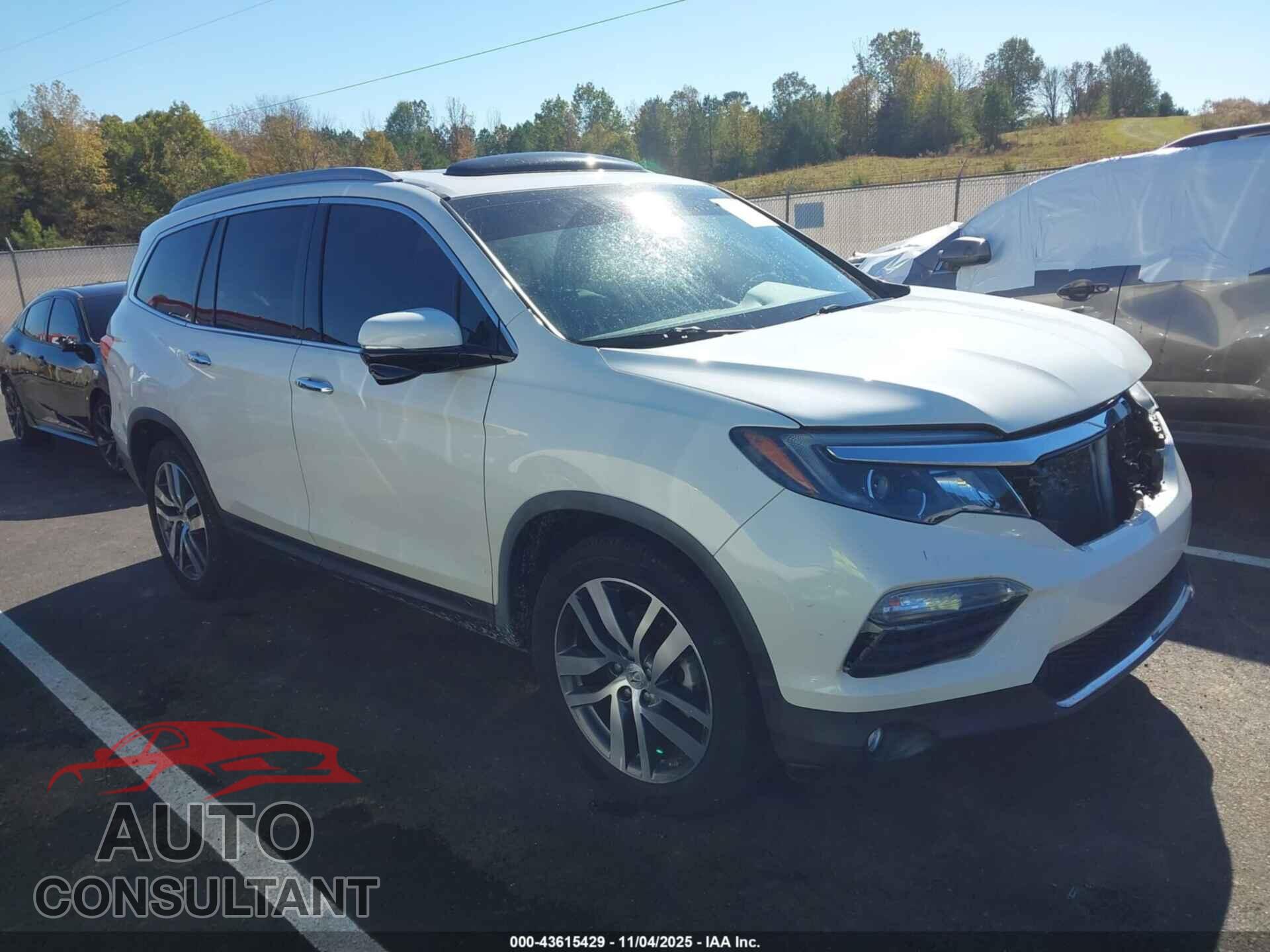 HONDA PILOT 2017 - 5FNYF5H98HB032631
