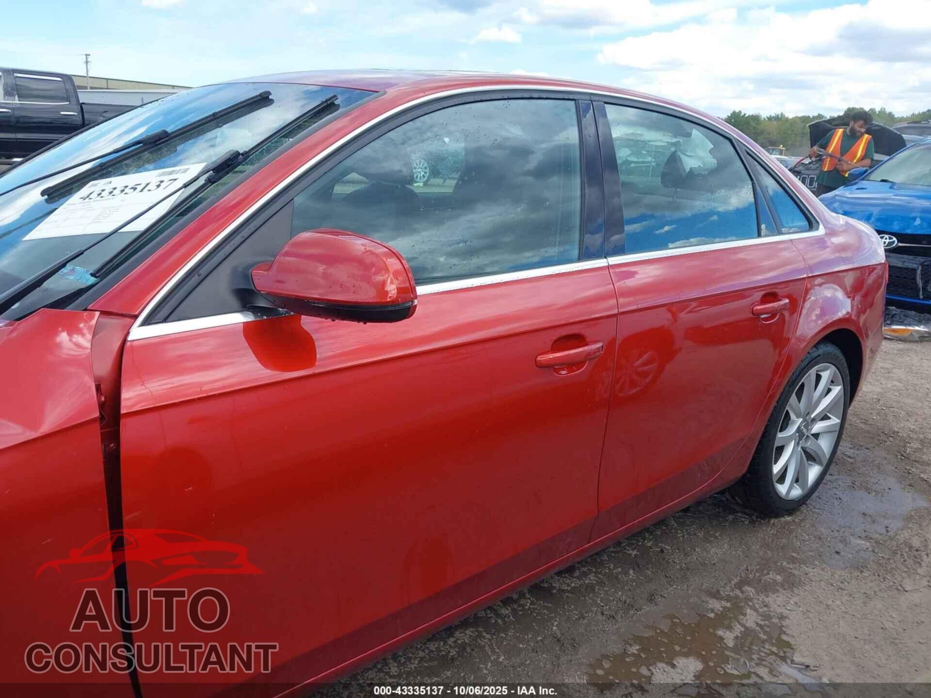 AUDI A4 2013 - WAUKFAFL3DN034986