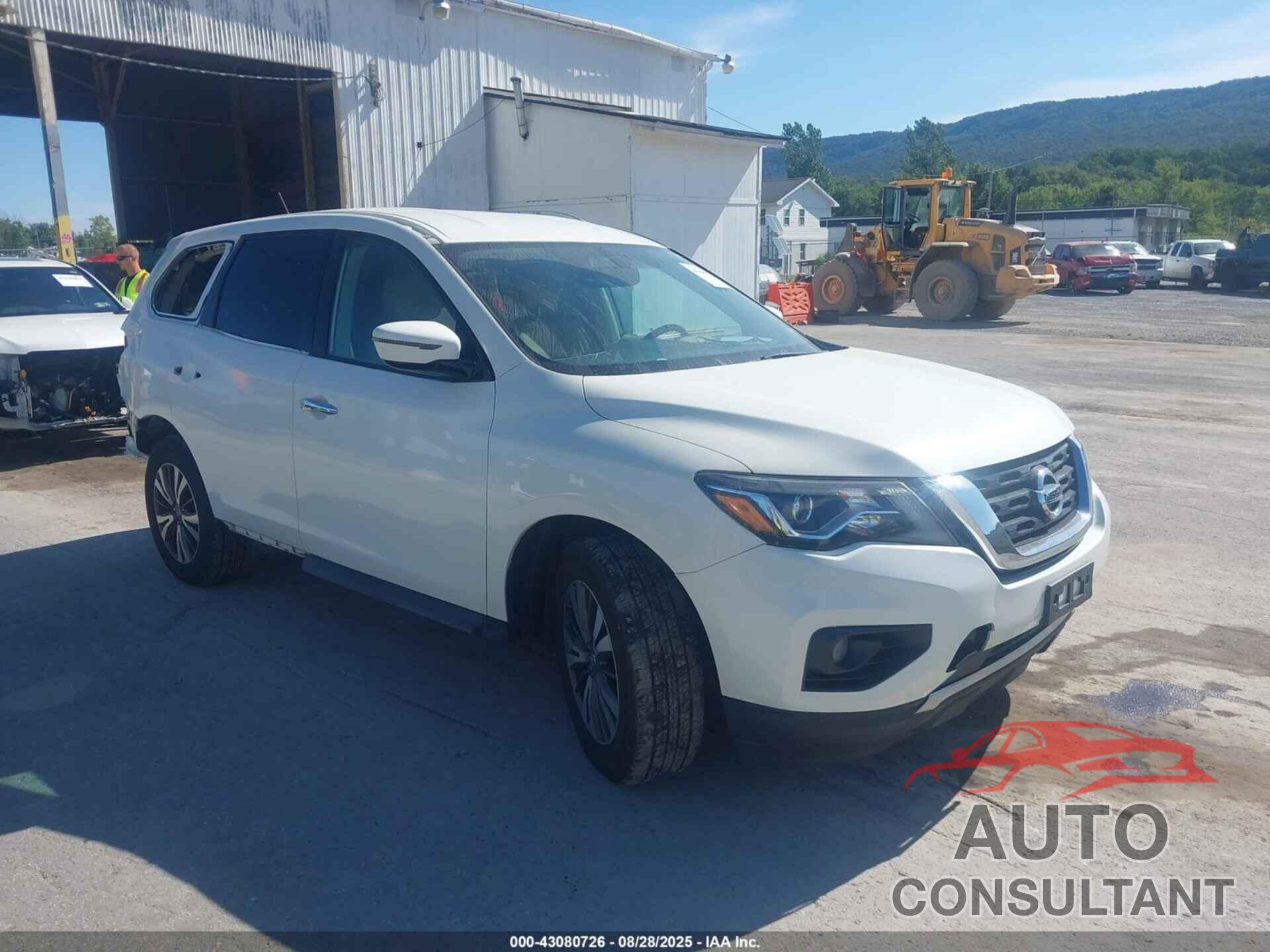 NISSAN PATHFINDER 2017 - 5N1DR2MM8HC656730