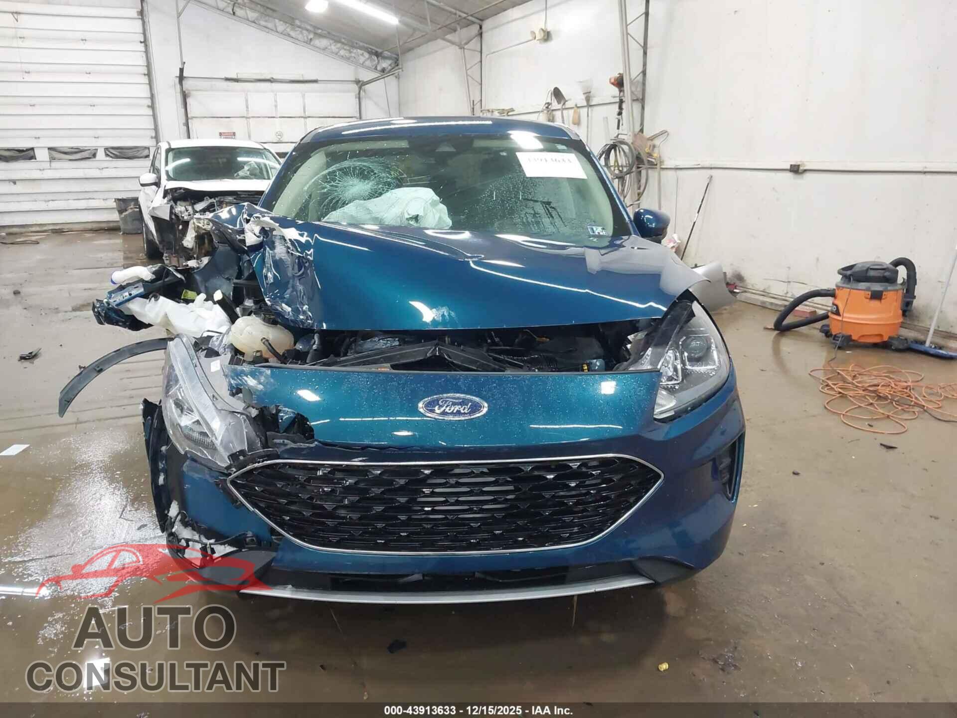 FORD ESCAPE 2020 - 1FMCU9G68LUA72444