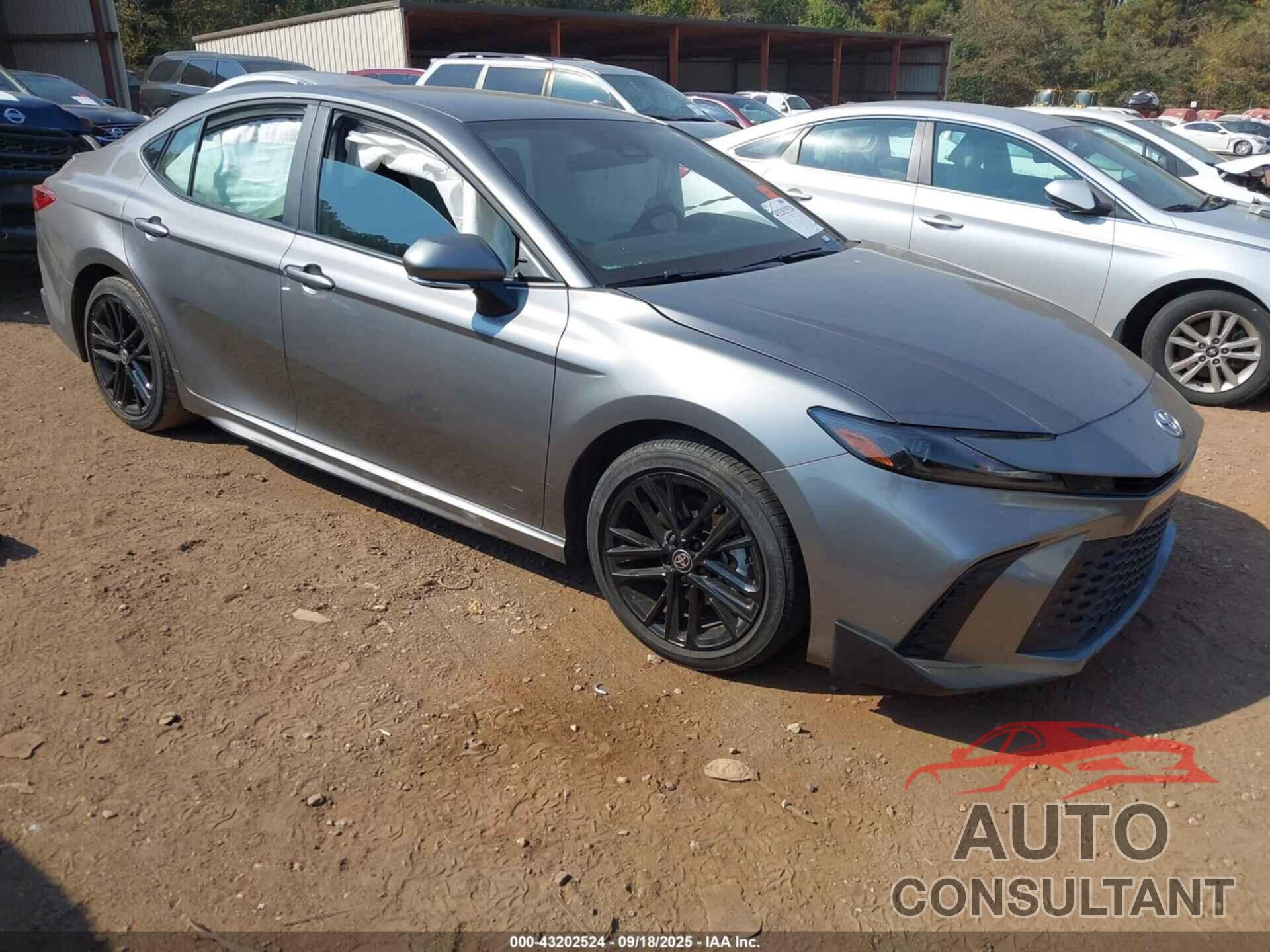 TOYOTA CAMRY 2025 - 4T1DAACK4SU596366