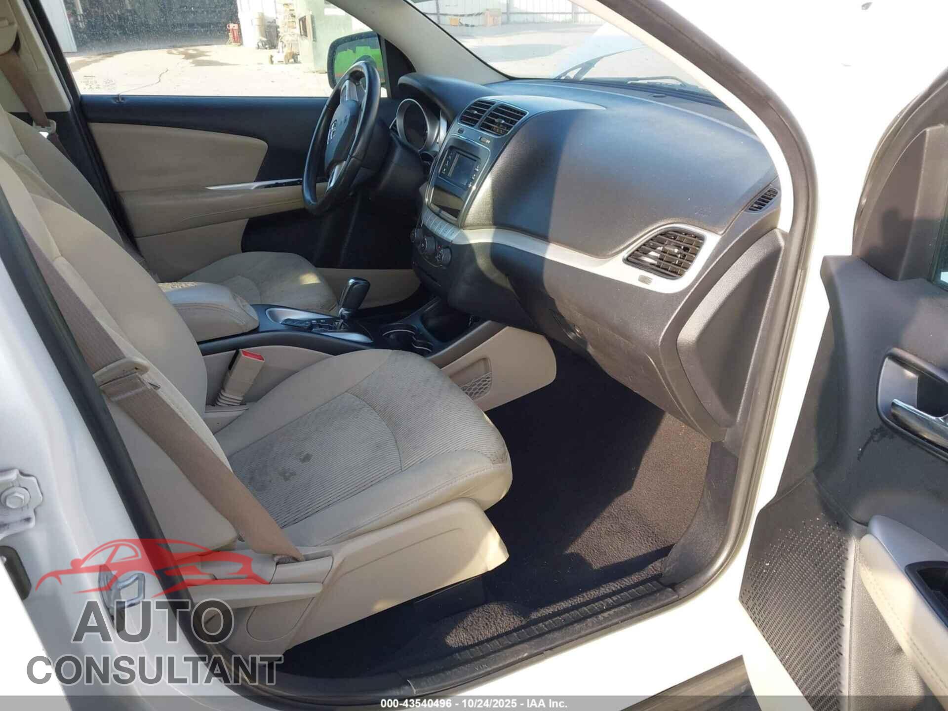 DODGE JOURNEY 2015 - 3C4PDCAB8FT700493