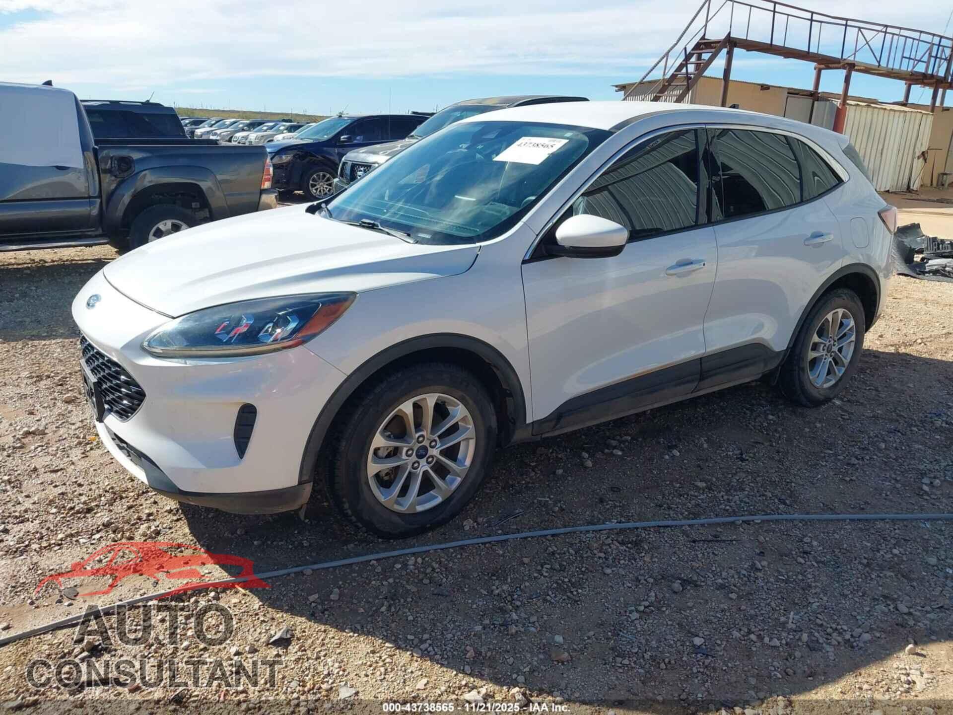 FORD ESCAPE 2020 - 1FMCU0G64LUA31966