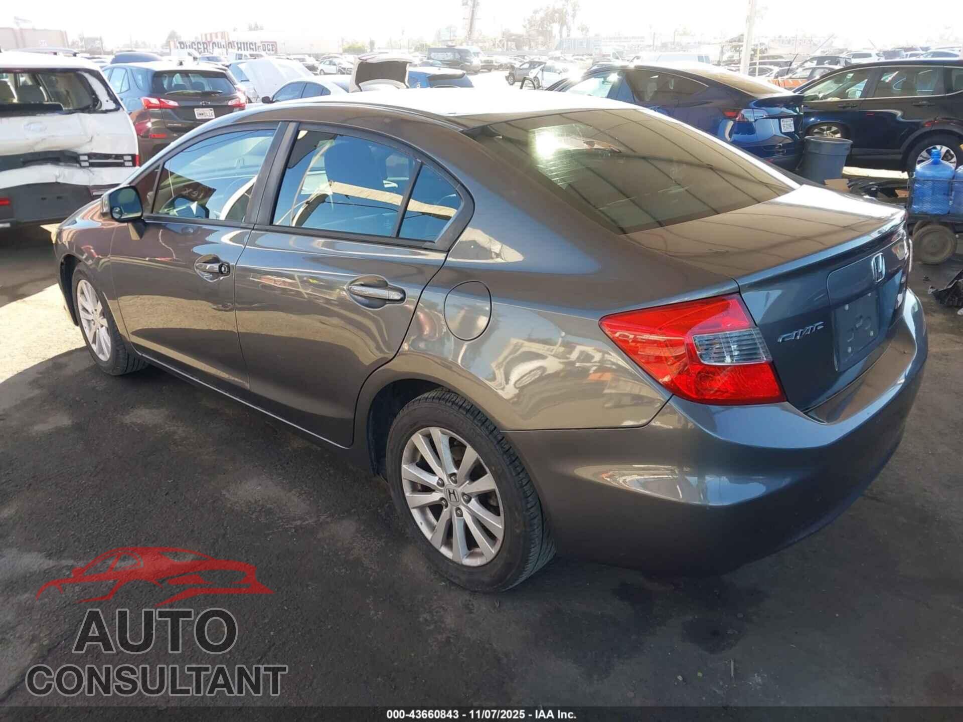 HONDA CIVIC 2012 - 2HGFB2F9XCH590876