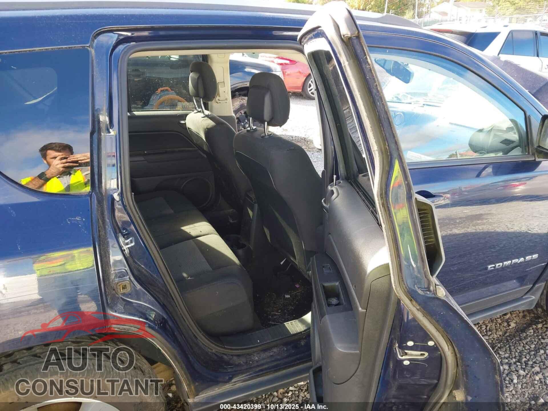 JEEP COMPASS 2017 - 1C4NJDBB5HD154877