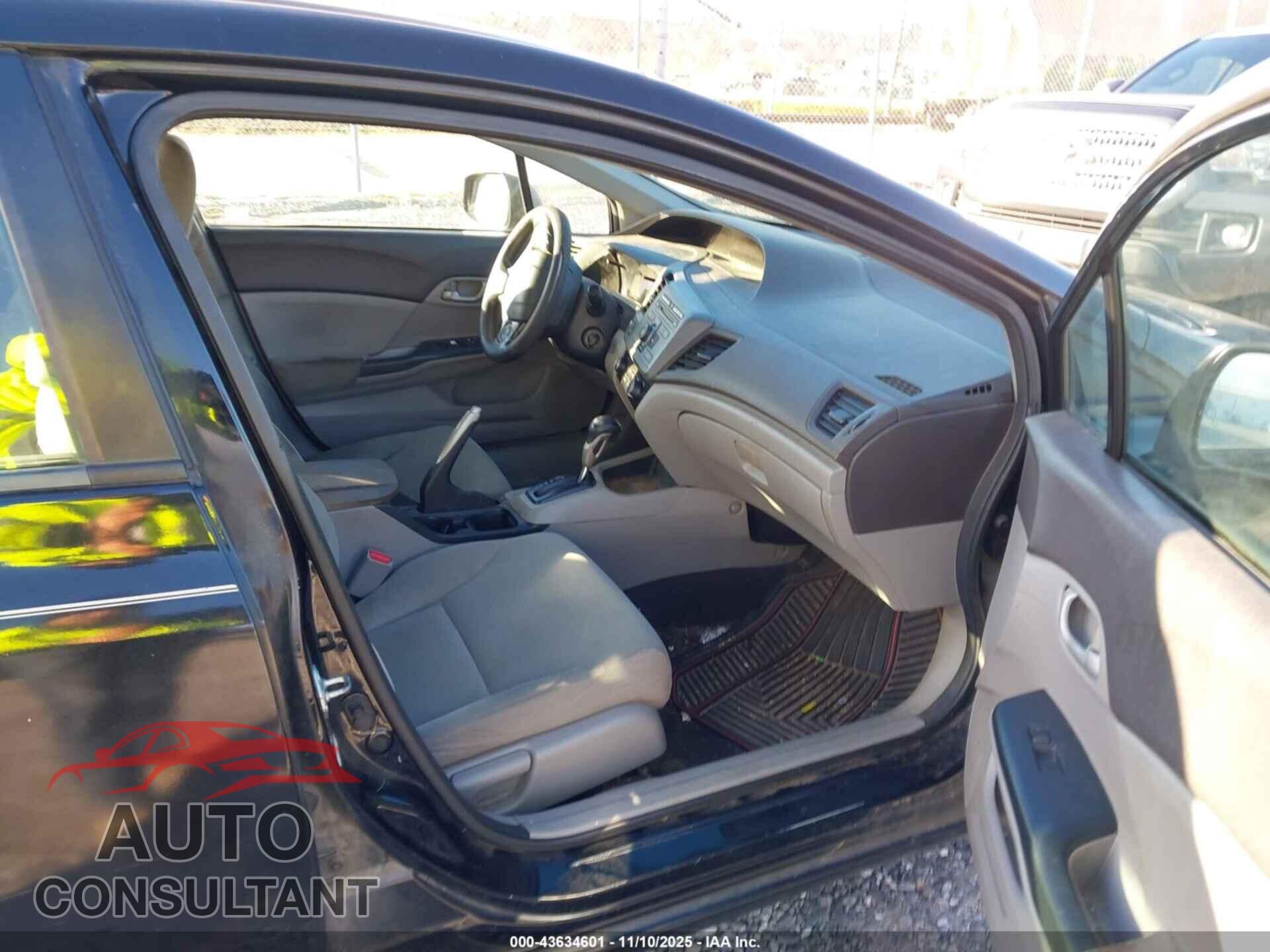 HONDA CIVIC 2012 - 2HGFB2F57CH501357