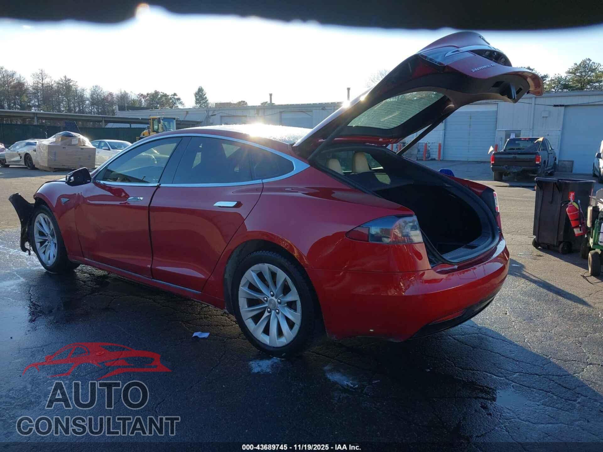 TESLA MODEL S 2016 - 5YJSA1E11GF160364