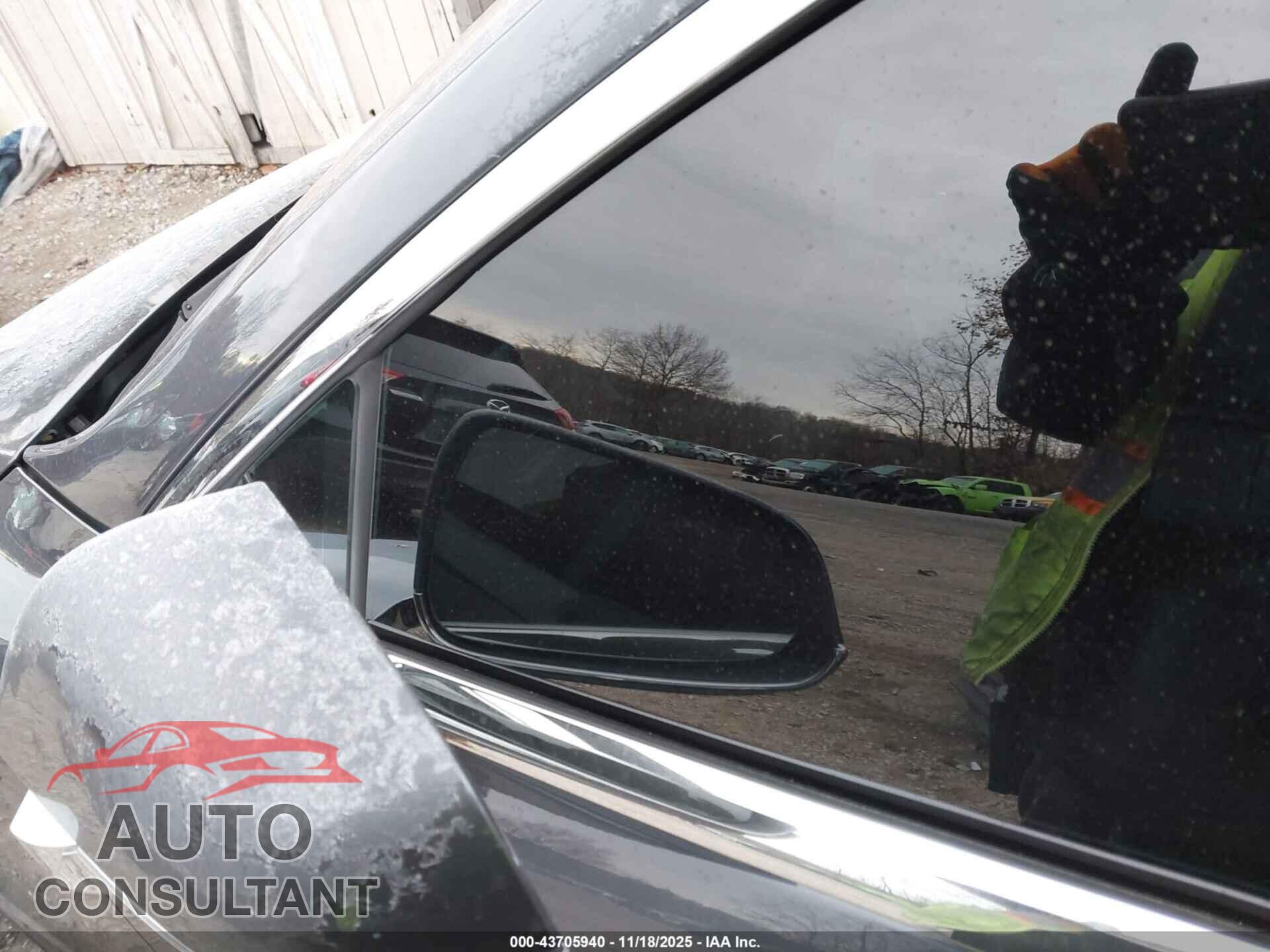 TESLA MODEL S 2019 - 5YJSA1E4XKF347721