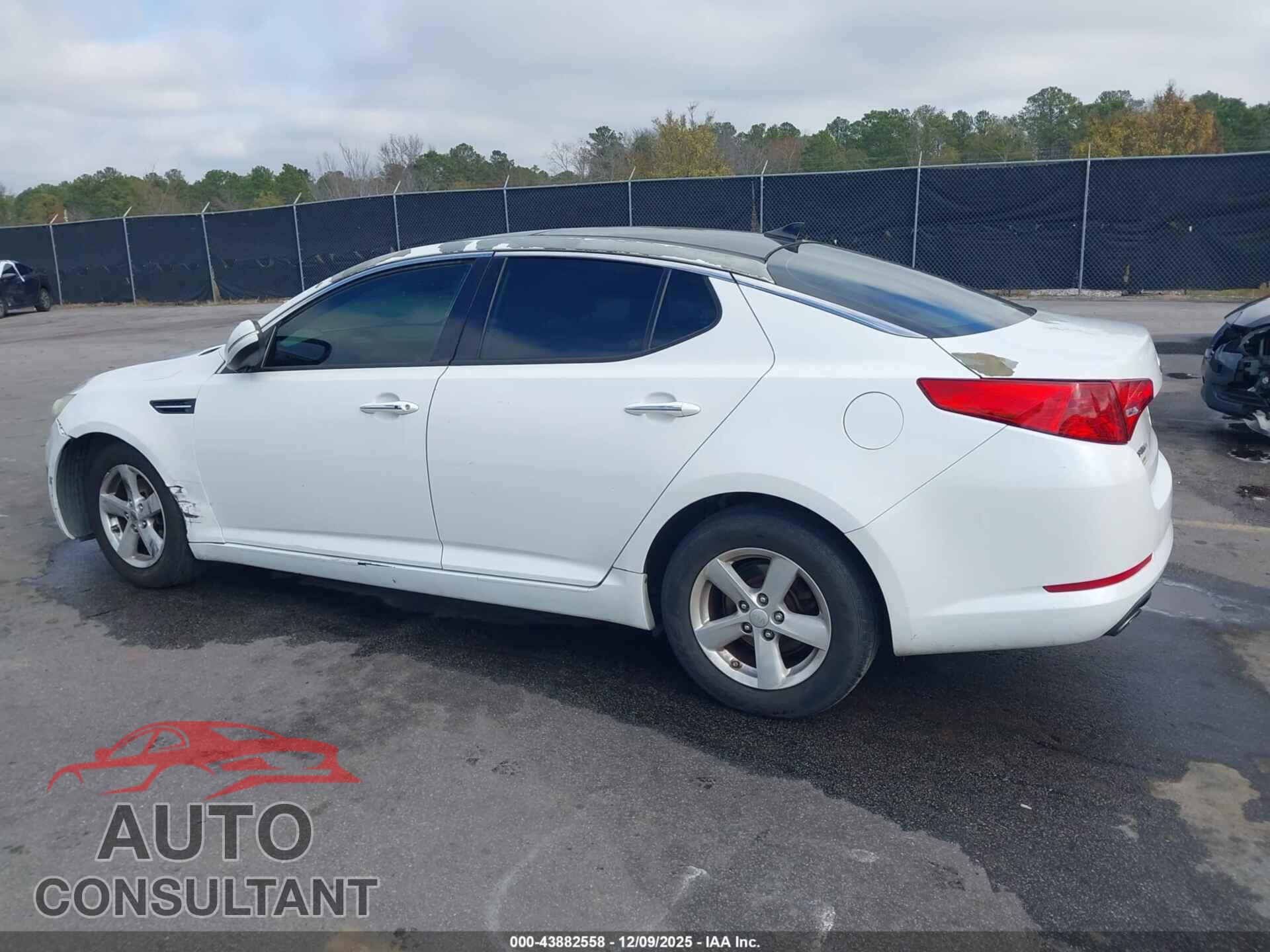 KIA OPTIMA 2012 - 5XXGN4A77CG055972