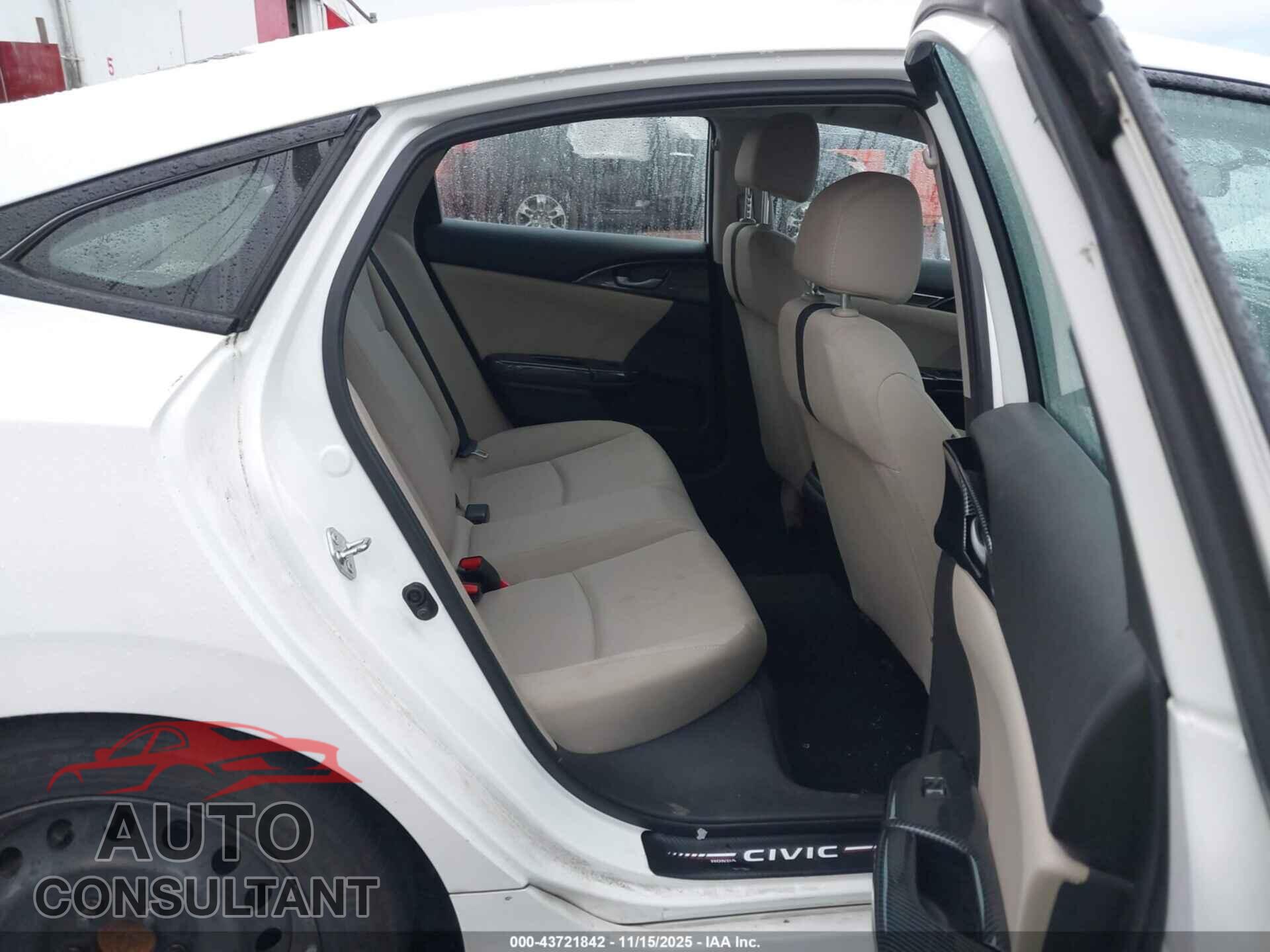 HONDA CIVIC 2017 - 2HGFC2F52HH570557