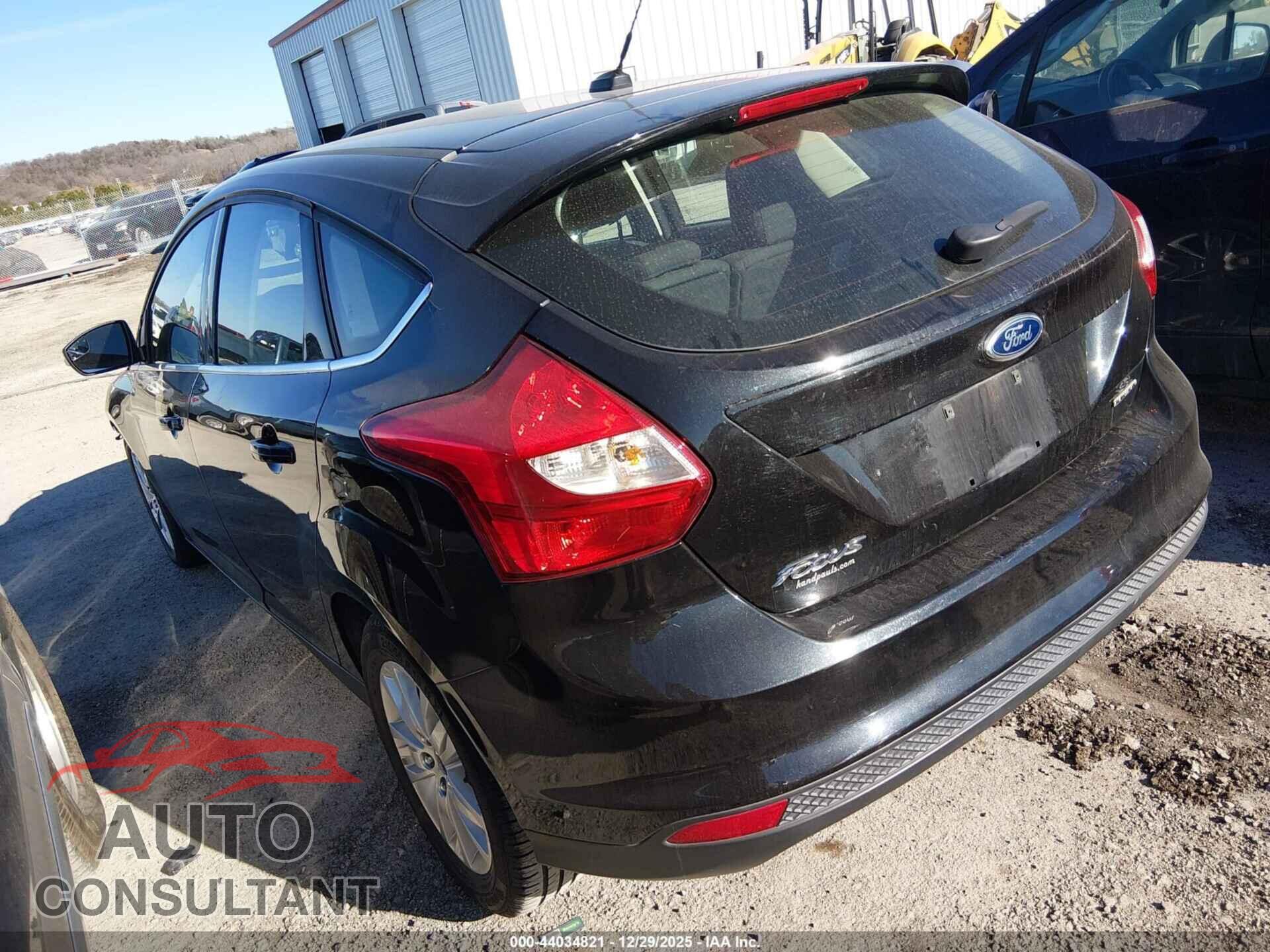 FORD FOCUS 2012 - 1FAHP3M29CL393663