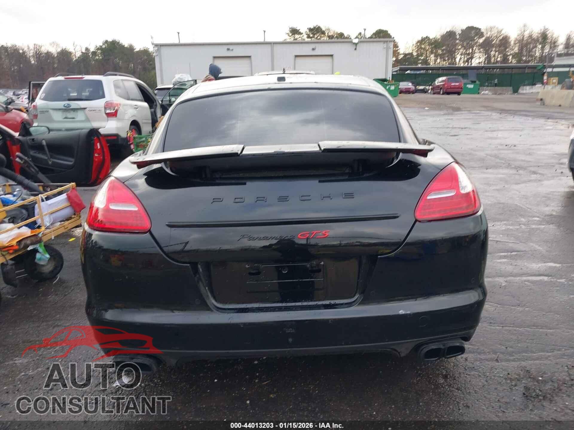 PORSCHE PANAMERA 2013 - WP0AF2A71DL076762