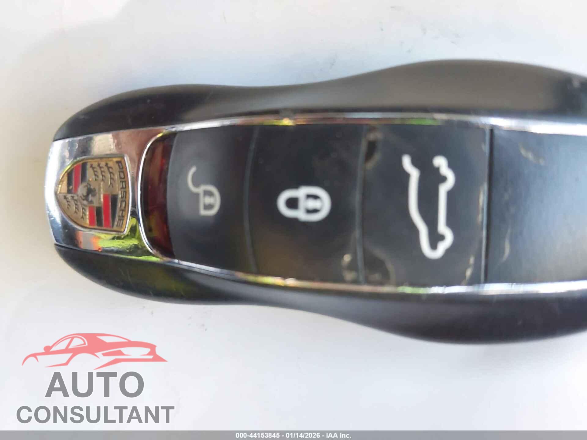PORSCHE CAYENNE 2016 - WP1AA2A22GLA08217