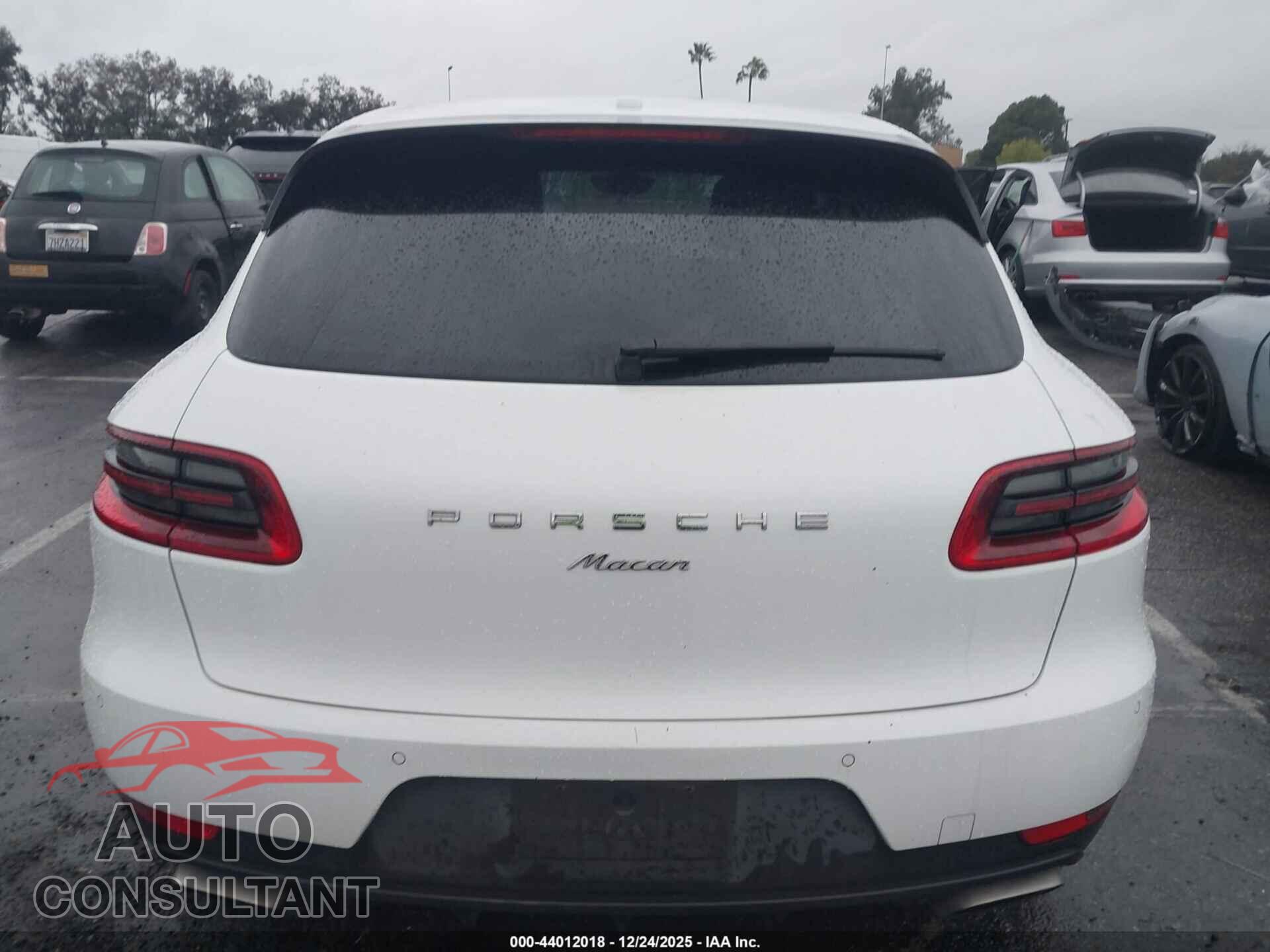 PORSCHE MACAN 2017 - WP1AA2A5XHLB00669