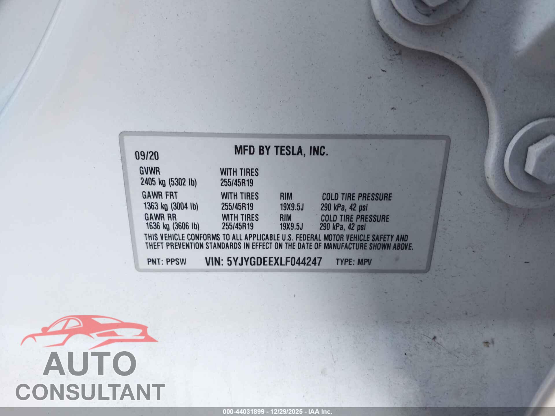 TESLA MODEL Y 2020 - 5YJYGDEEXLF044247