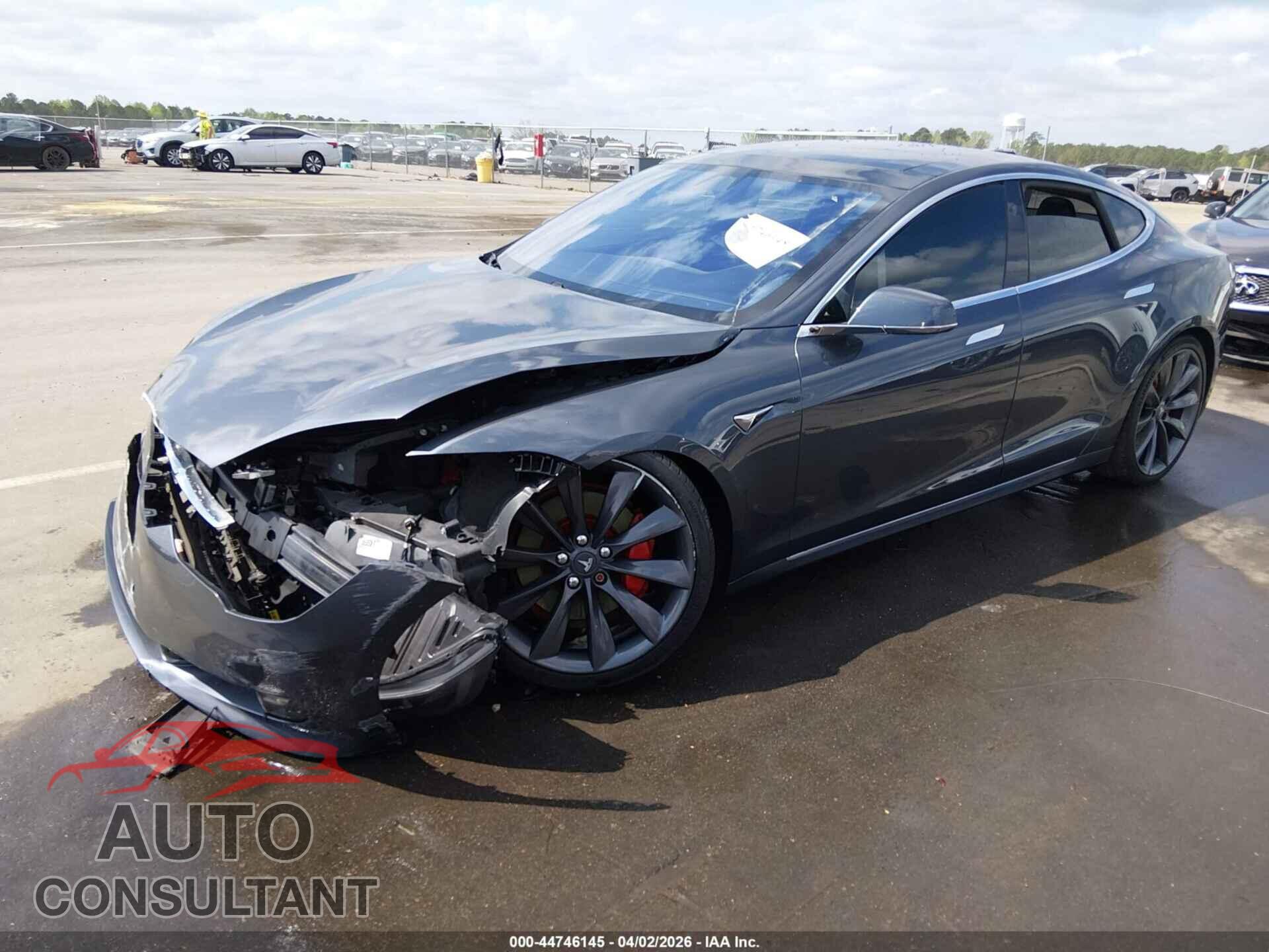 TESLA MODEL S 2017 - 5YJSA1E28HF200191