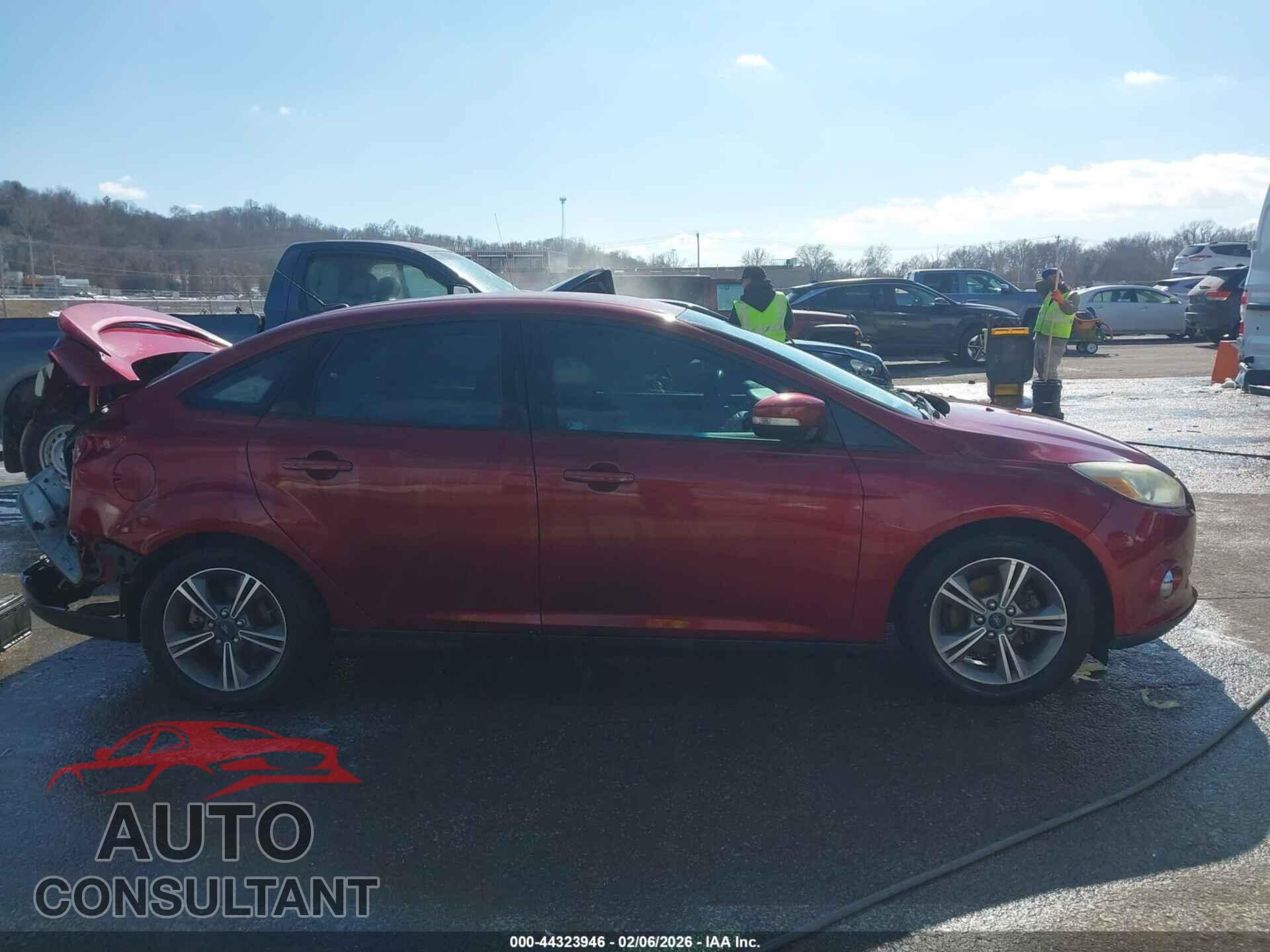 FORD FOCUS 2014 - 1FADP3F28EL236172