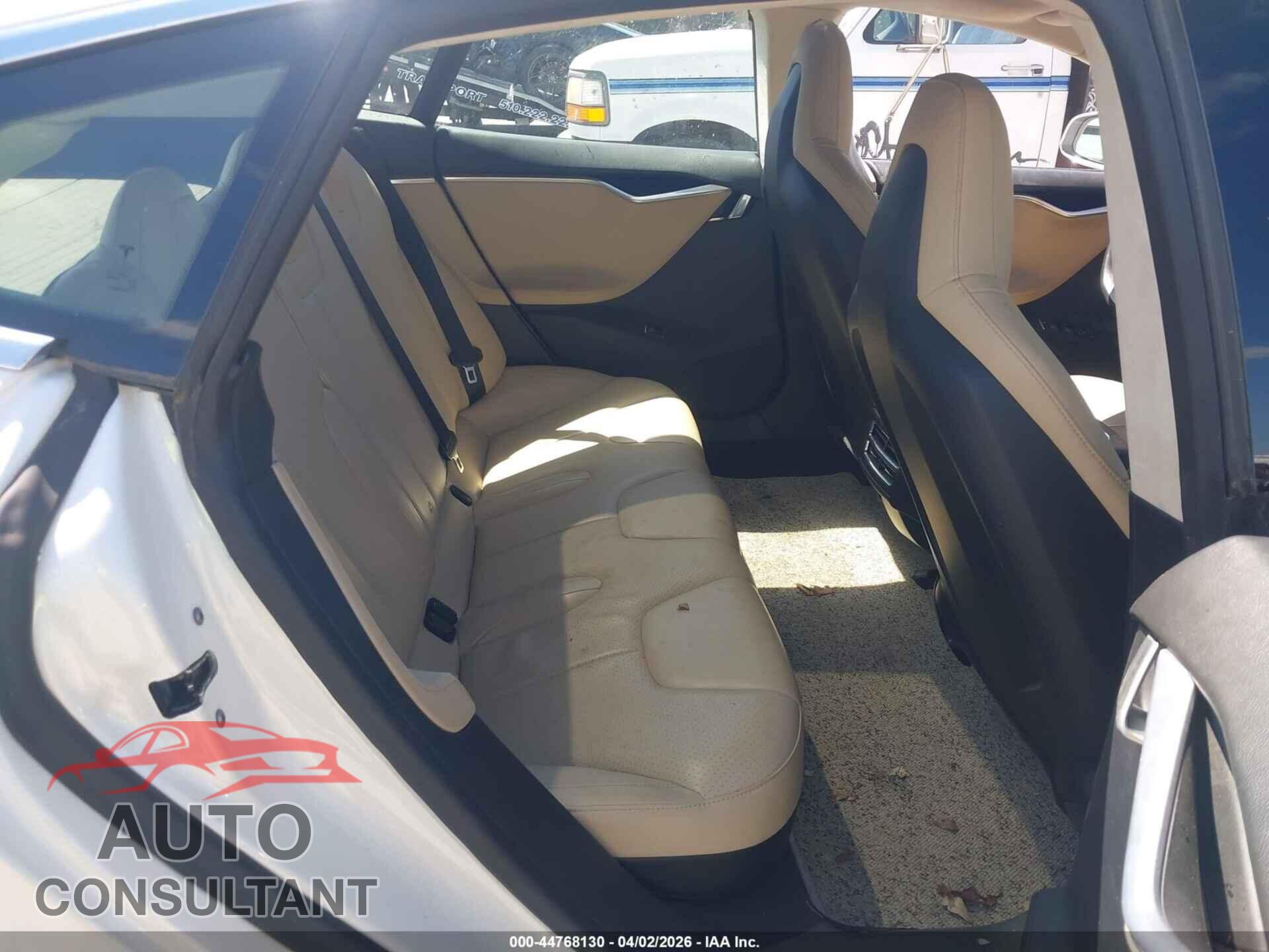 TESLA MODEL S 2012 - 5YJSA1DN1CFS00151
