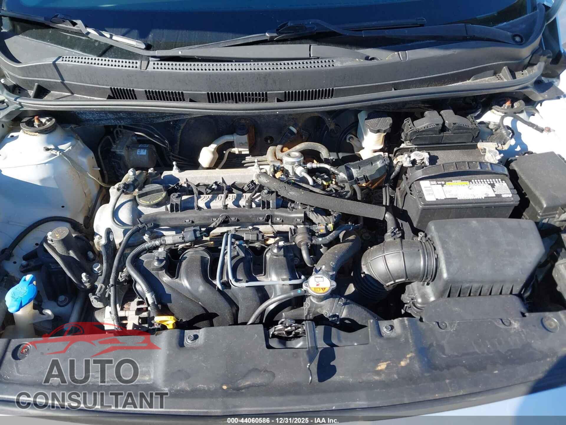 HYUNDAI ACCENT 2013 - KMHCU5AEXDU076702