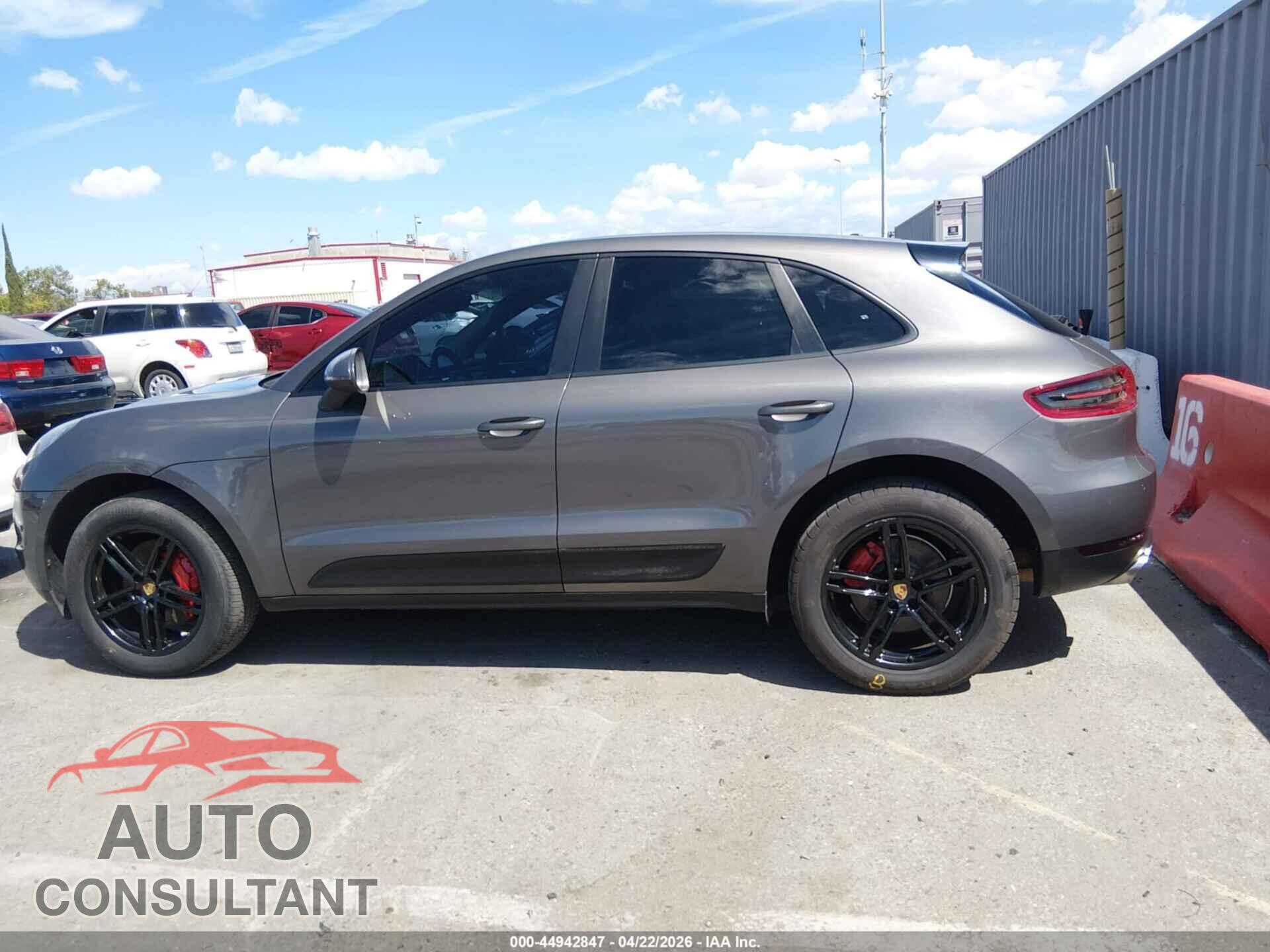 PORSCHE MACAN 2015 - WP1AB2A58FLB52392