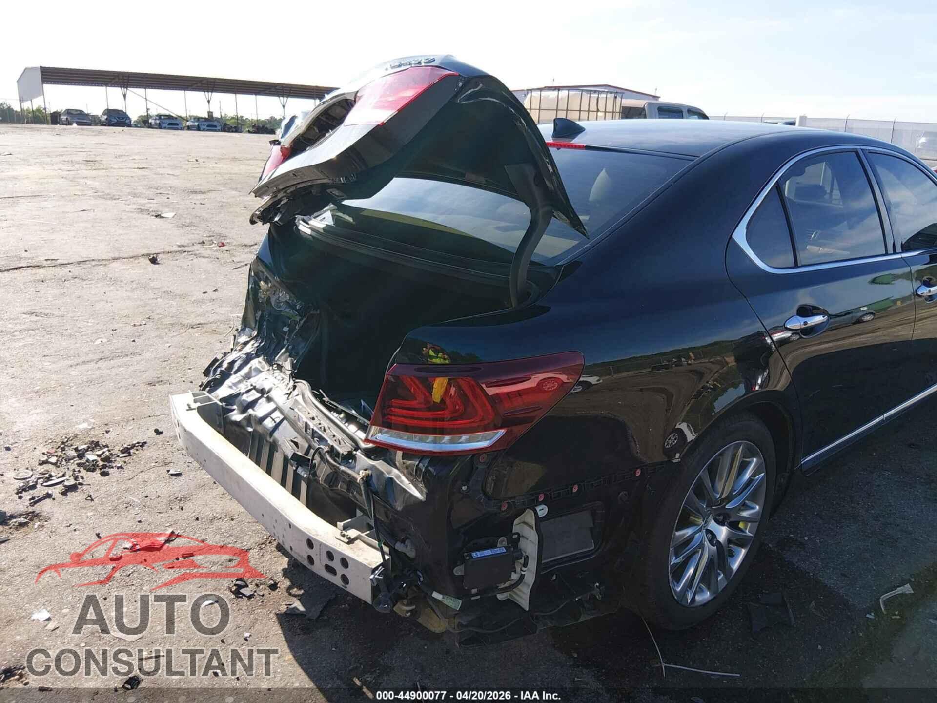 LEXUS LS 460 2015 - JTHBL5EF0F5136102