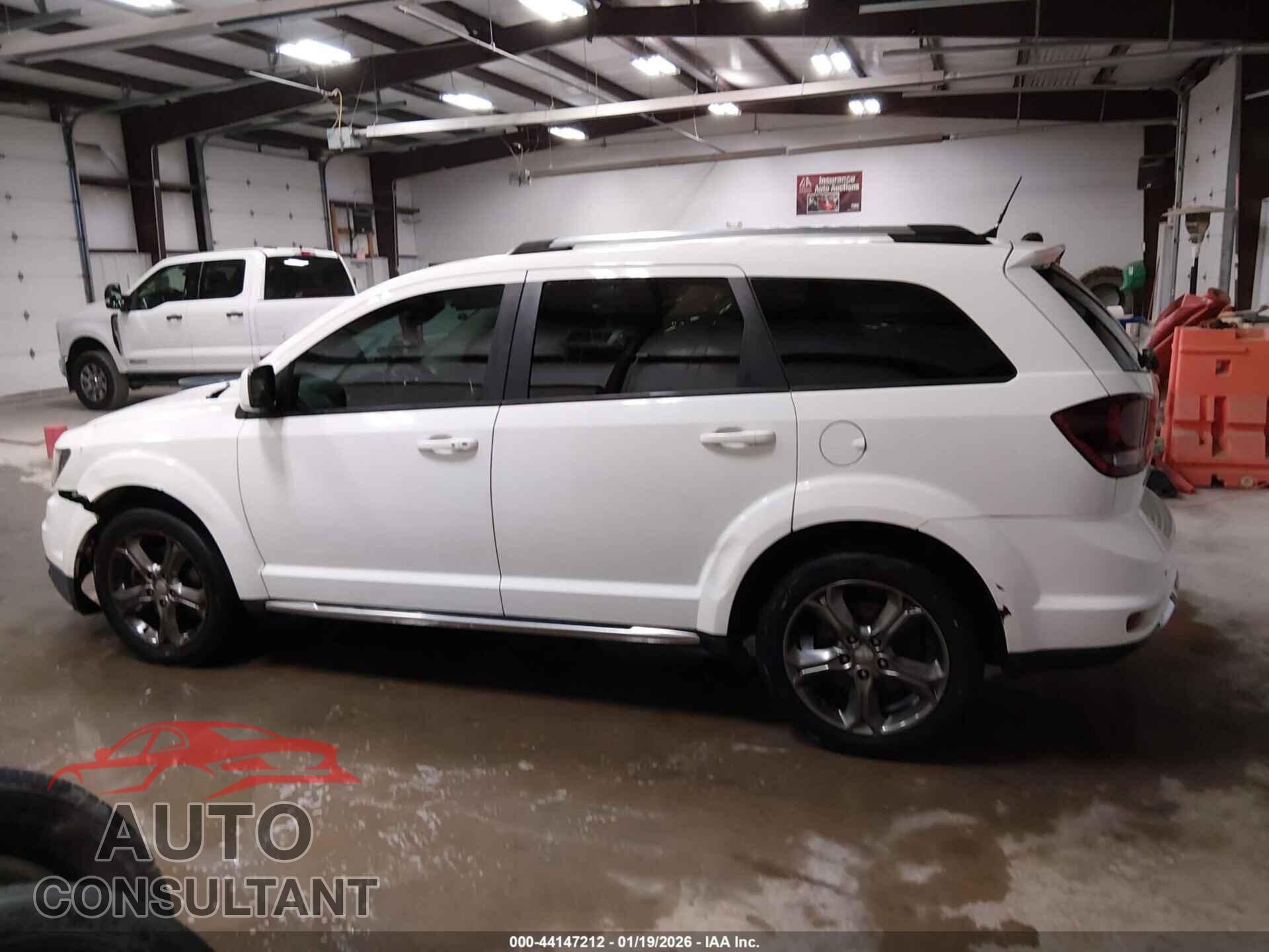 DODGE JOURNEY 2015 - 3C4PDCGG9FT697932